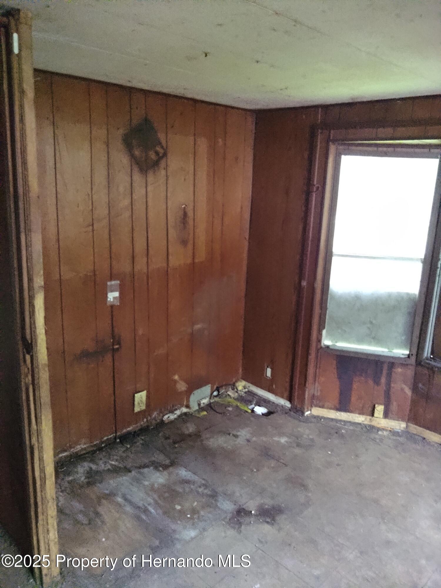 21351 Canal Drive, Brooksville, Florida image 11