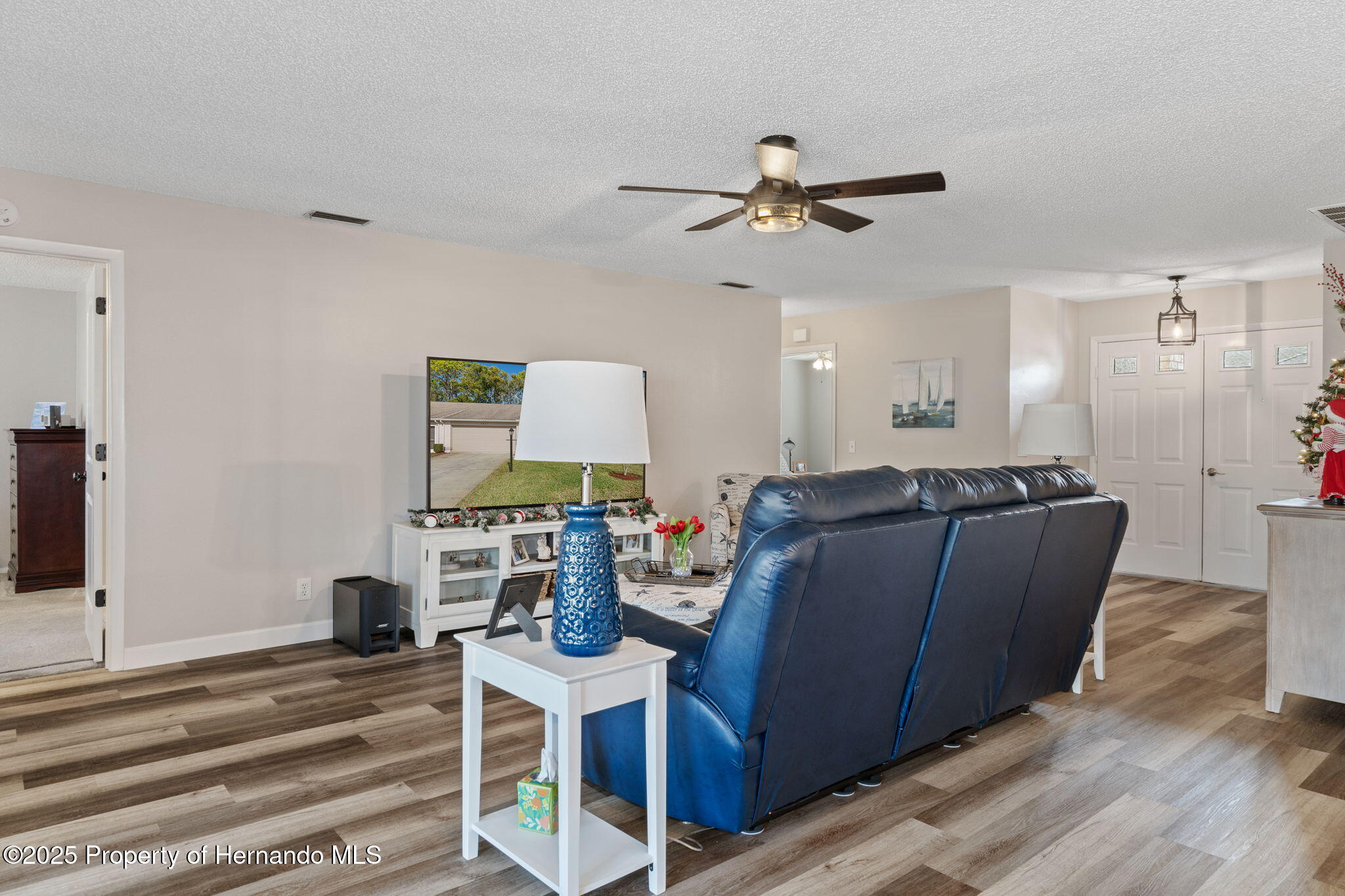 7423 Woodhollow Road, Spring Hill, Florida image 9