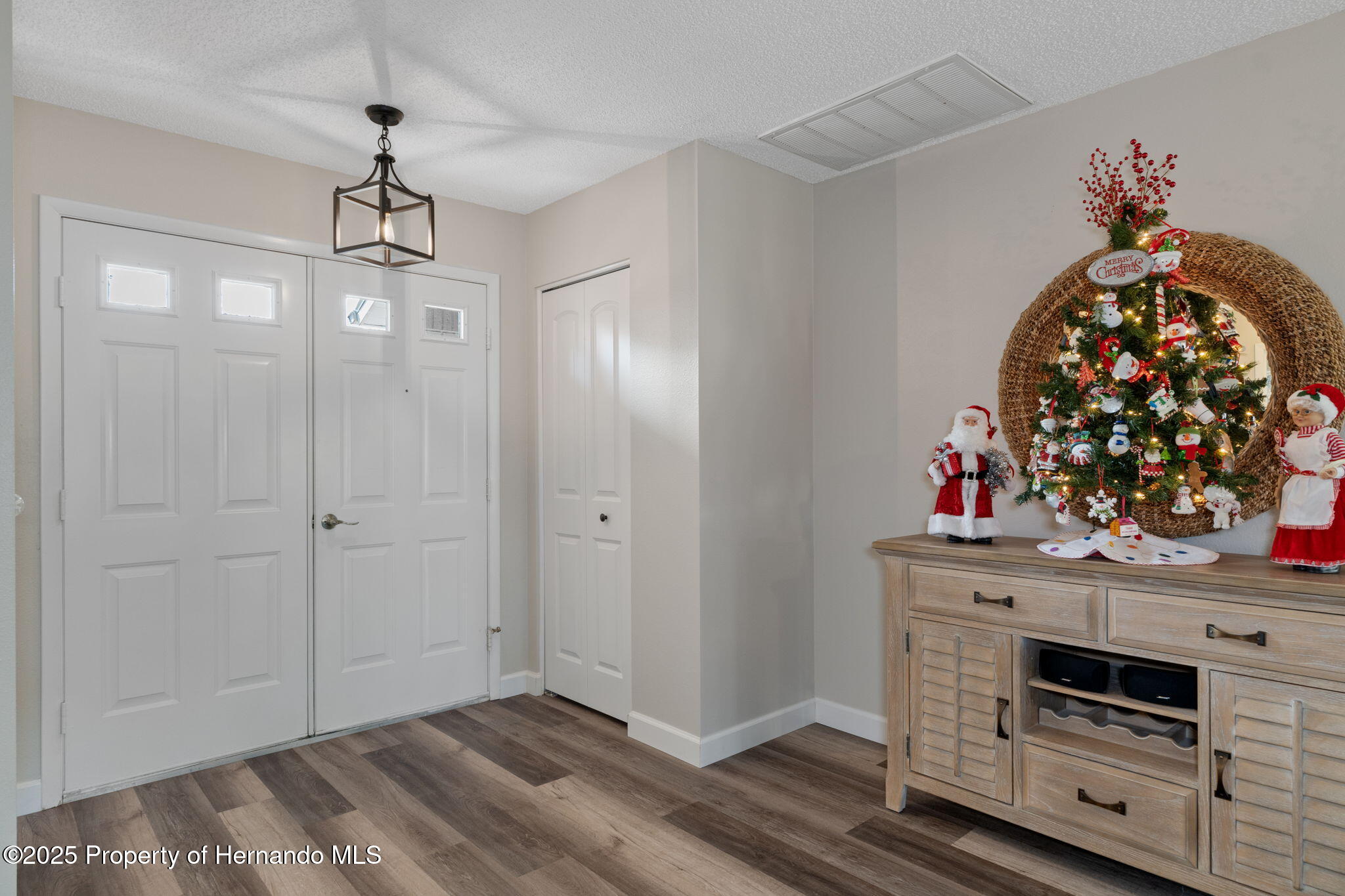 7423 Woodhollow Road, Spring Hill, Florida image 6