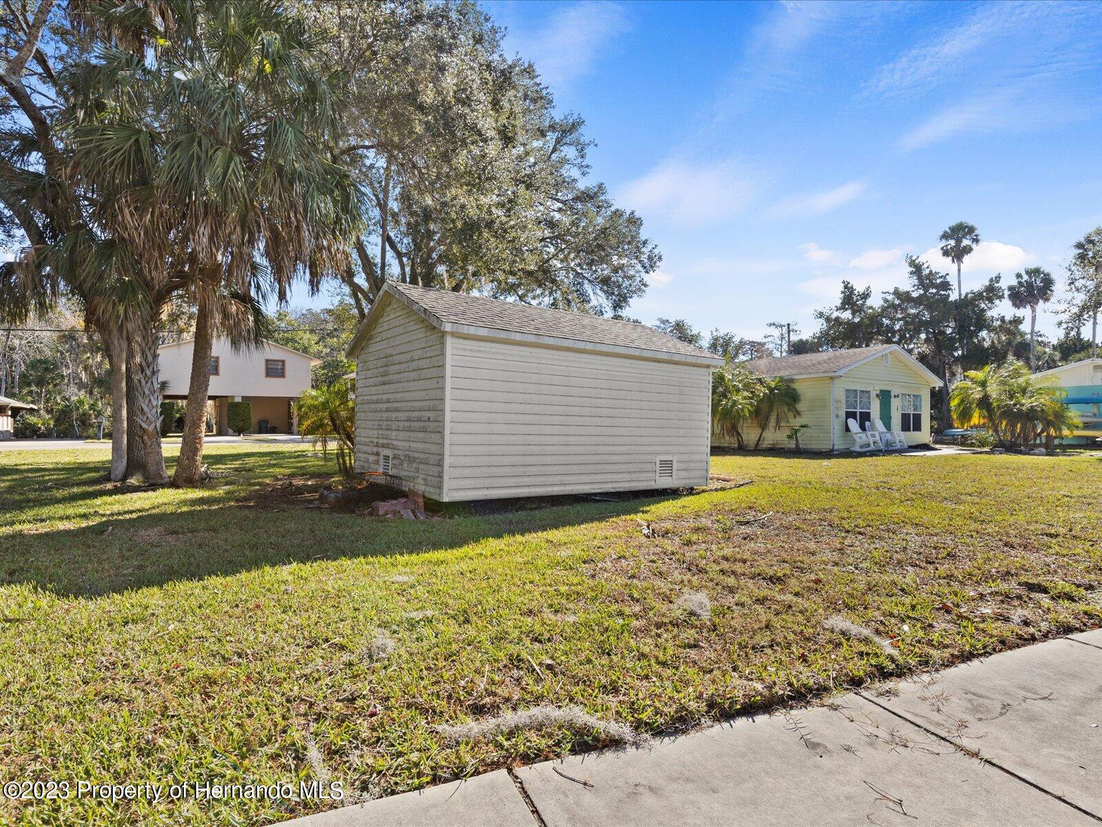 7259 Tropical Drive, Weeki Wachee, Florida image 7