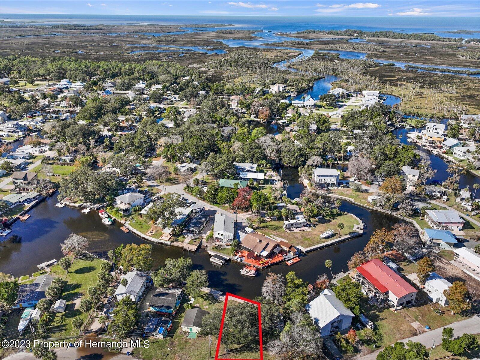 7259 Tropical Drive, Weeki Wachee, Florida image 6