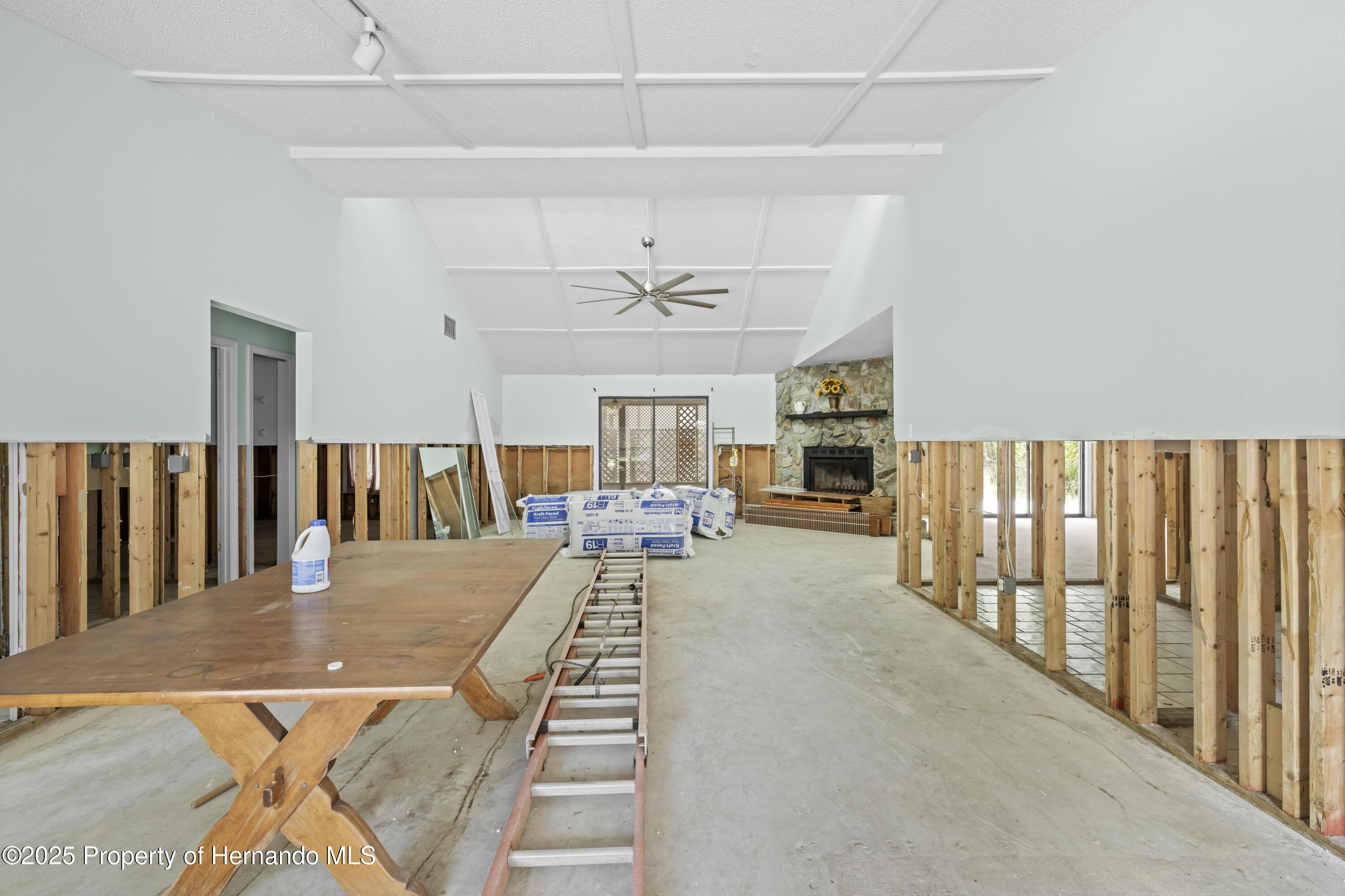 11599 W Timberlane Drive, Homosassa, Florida image 10