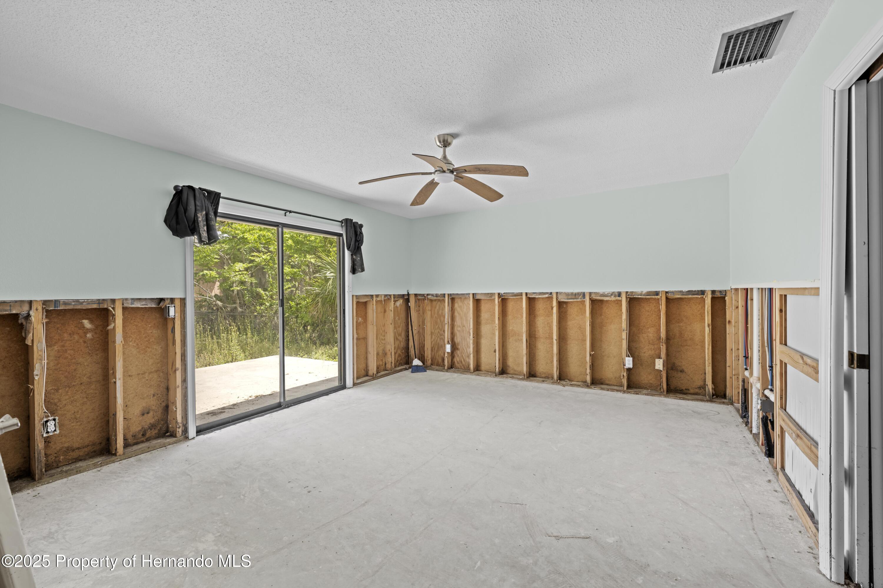 11599 W Timberlane Drive, Homosassa, Florida image 24