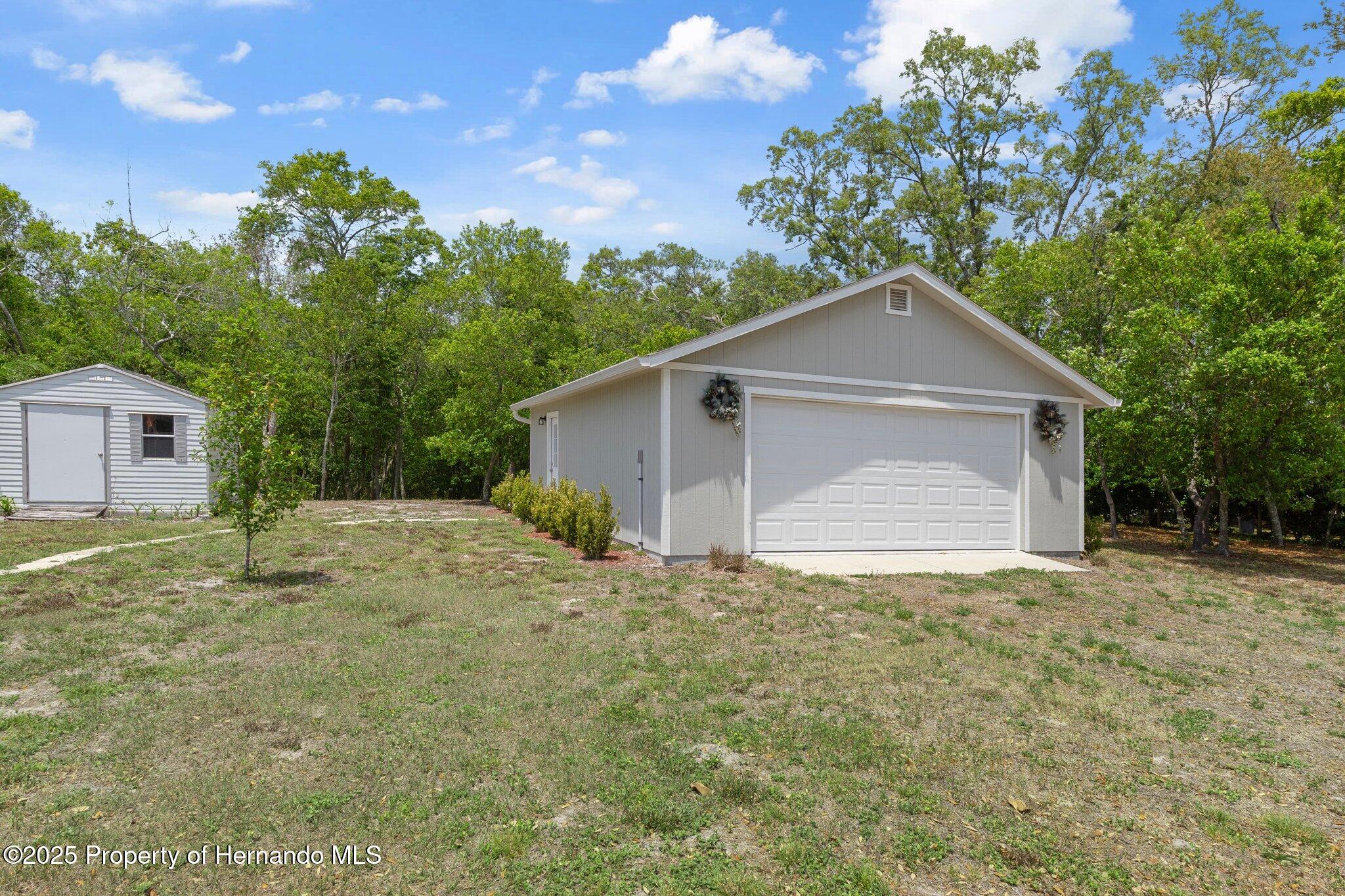 8493 Belmont Road, Spring Hill, Florida image 42