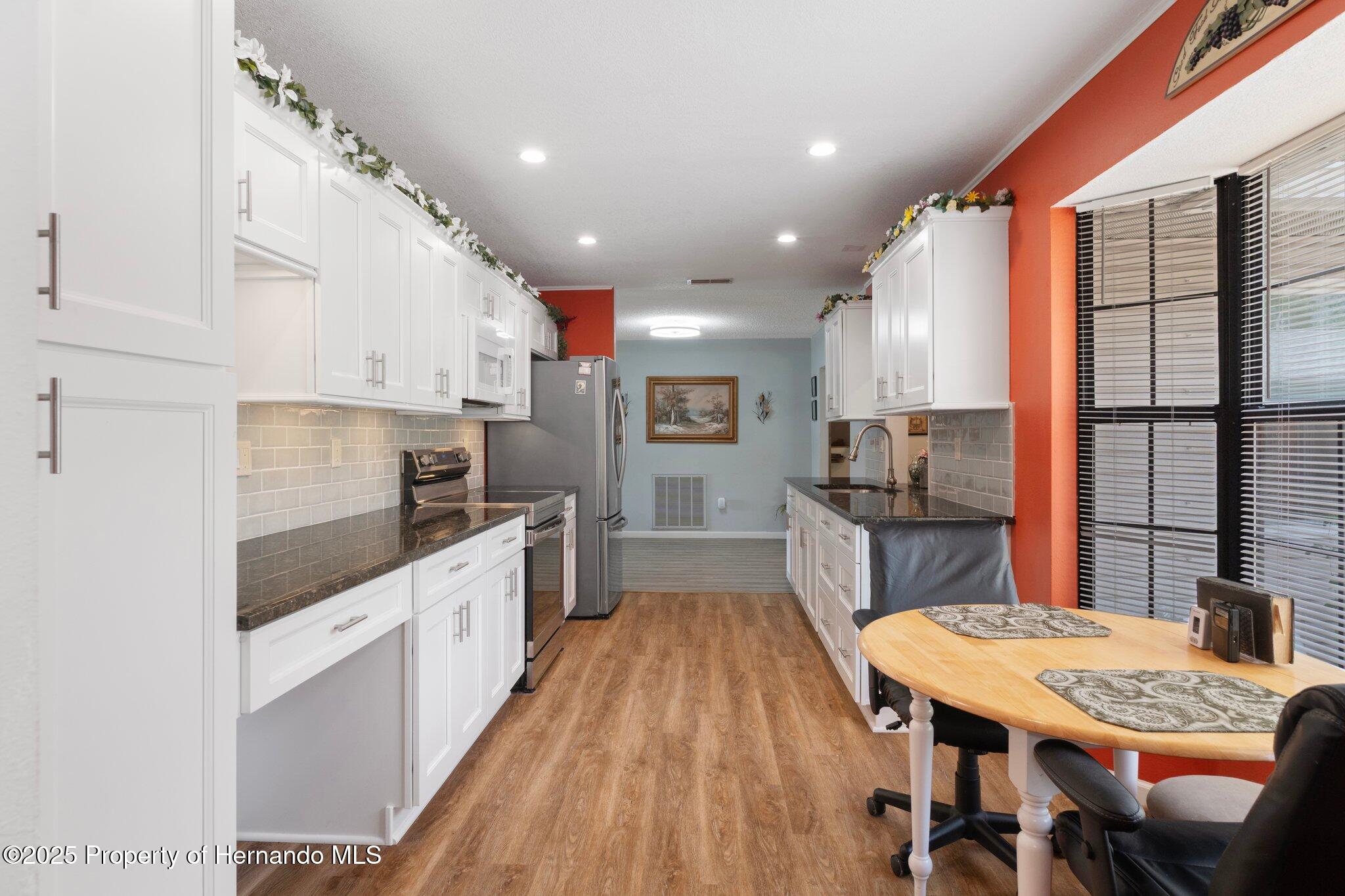 8493 Belmont Road, Spring Hill, Florida image 21