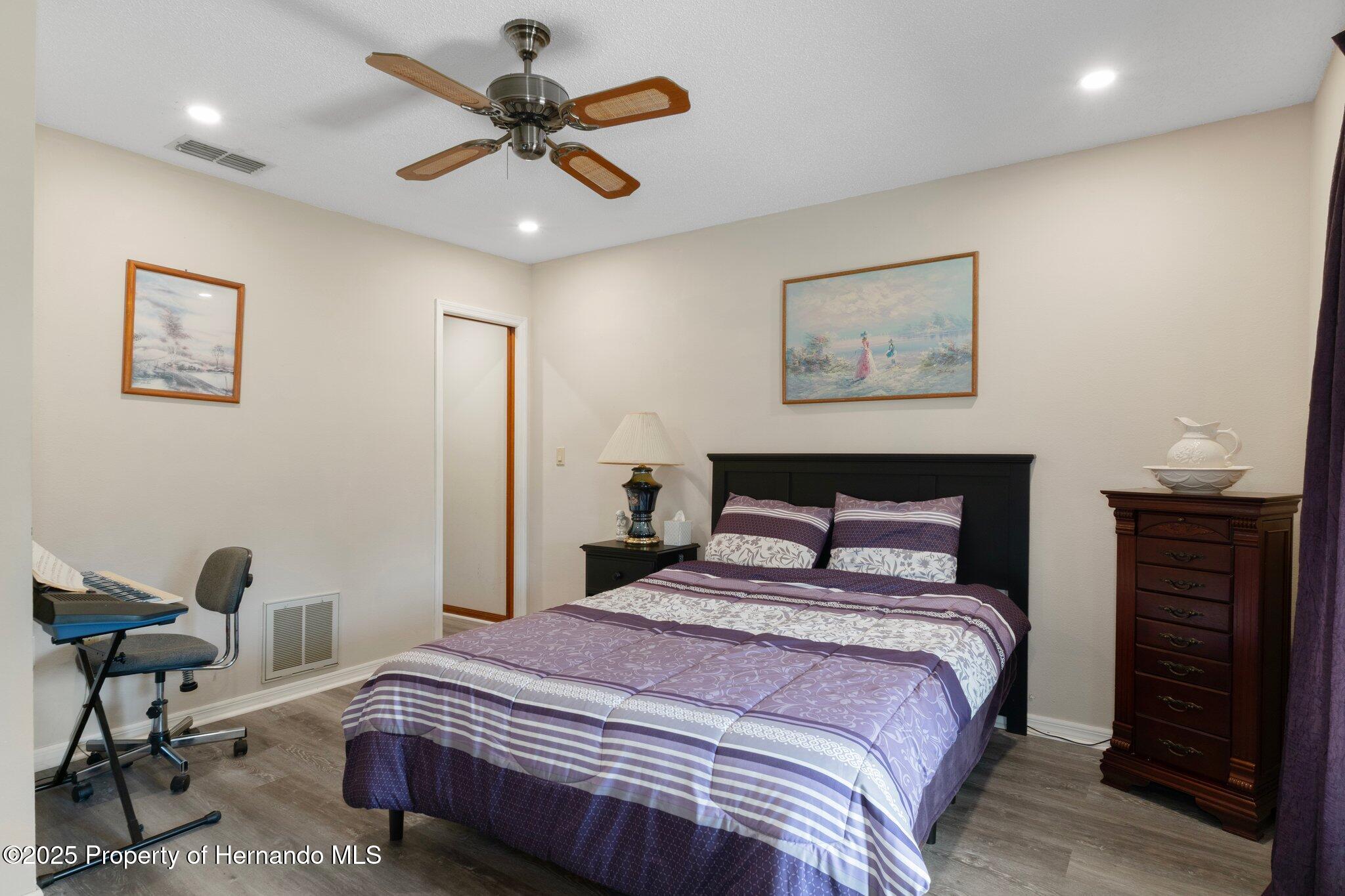 8493 Belmont Road, Spring Hill, Florida image 35