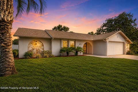 Homes For Sale - 11312 Sedgefield Avenue<br/> Spring Hill, FL 34608