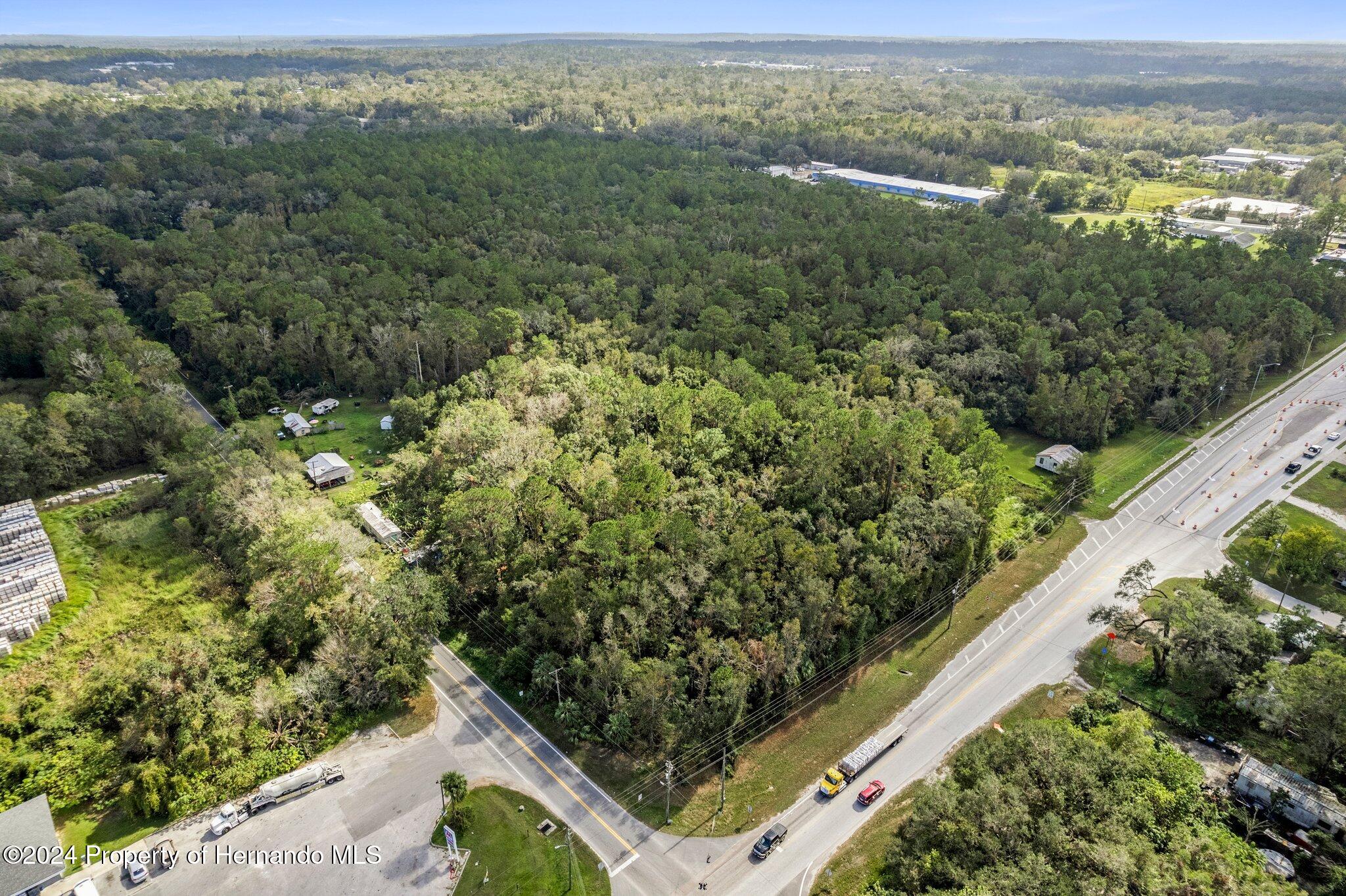 Ft. Dade Avenue, Brooksville, Florida image 11