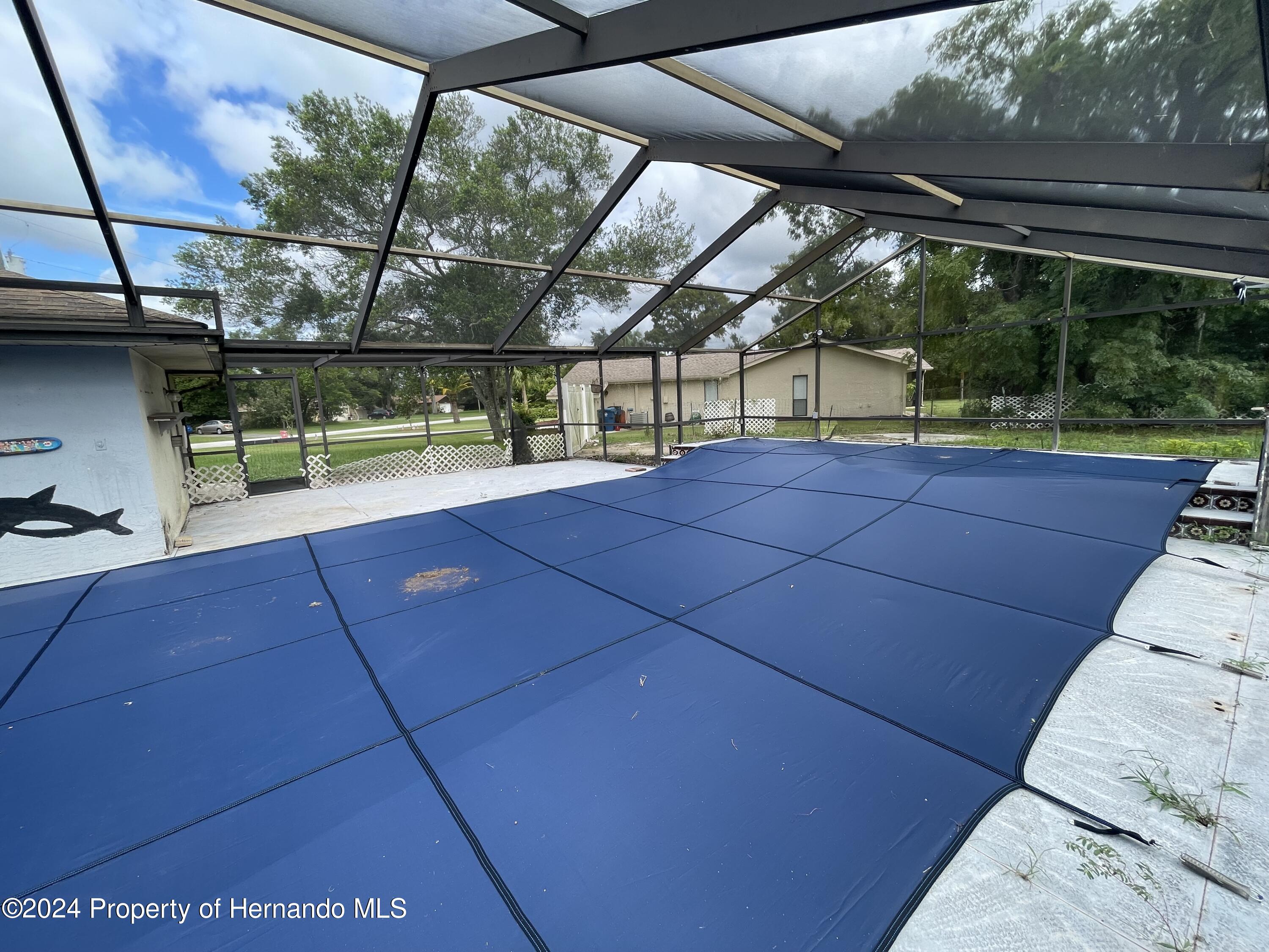 5404 Glover Drive, Weeki Wachee, Florida image 31