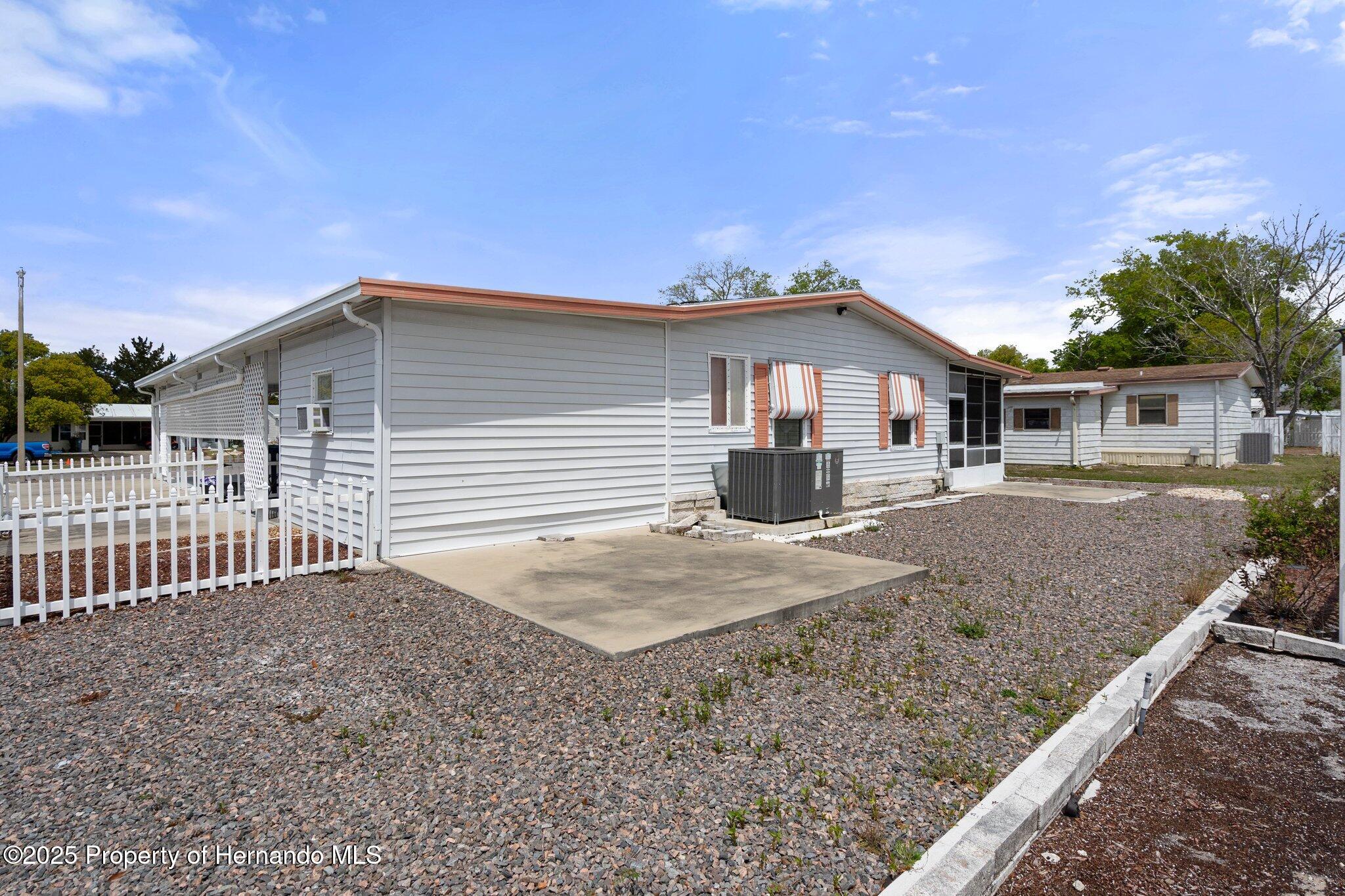 16203 Brookridge Boulevard, Brooksville, Florida image 40