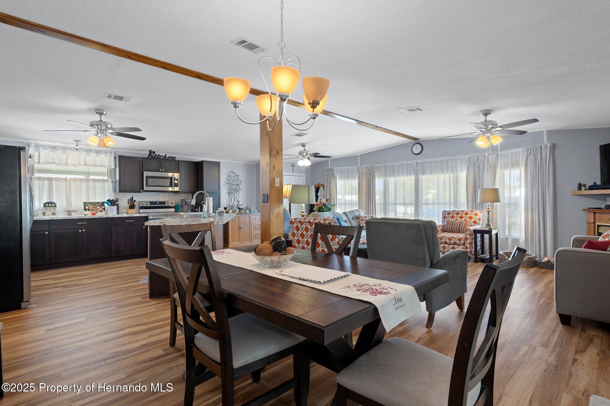 16203 Brookridge Boulevard, Brooksville, Florida image 14