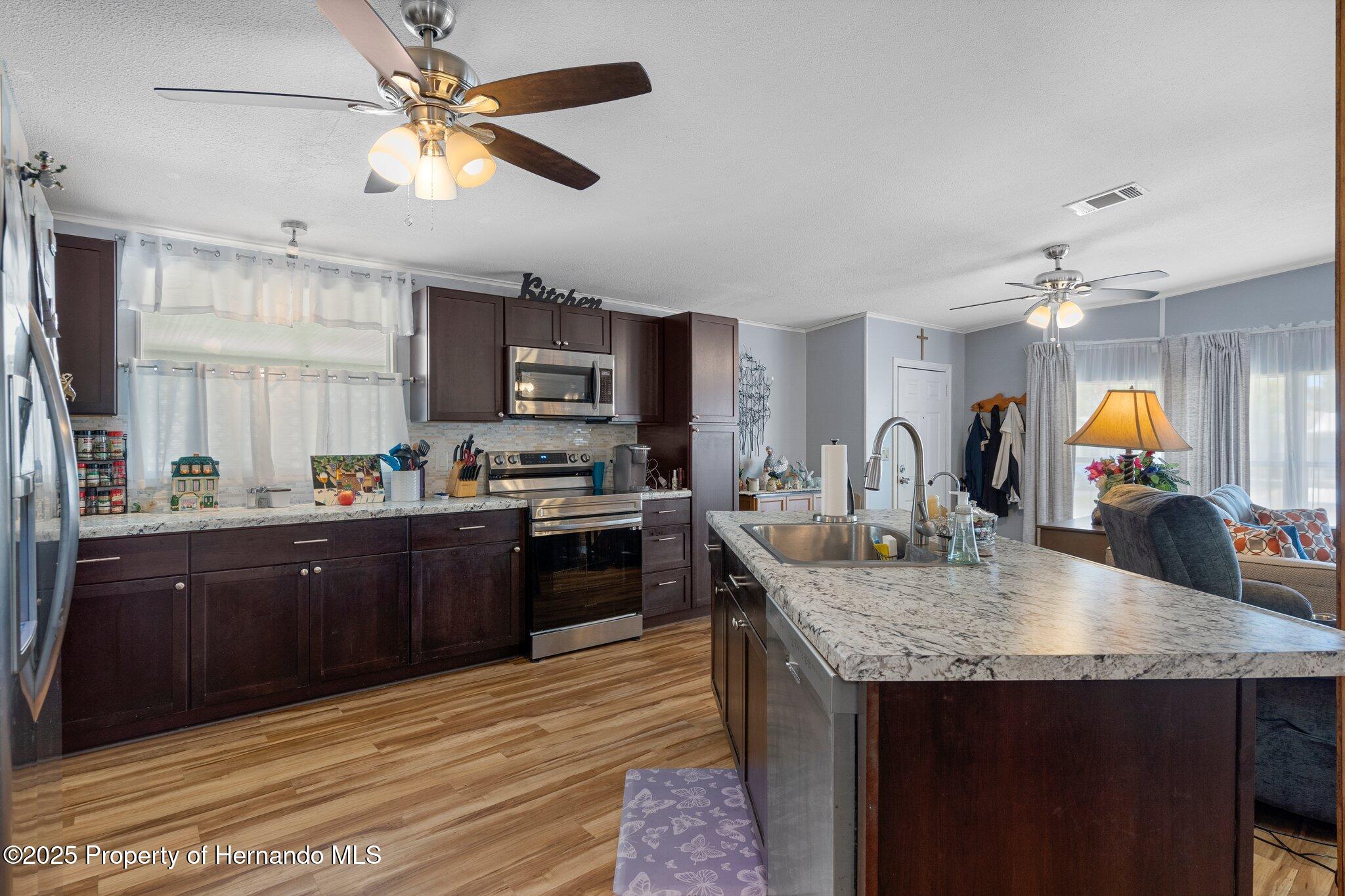 16203 Brookridge Boulevard, Brooksville, Florida image 16