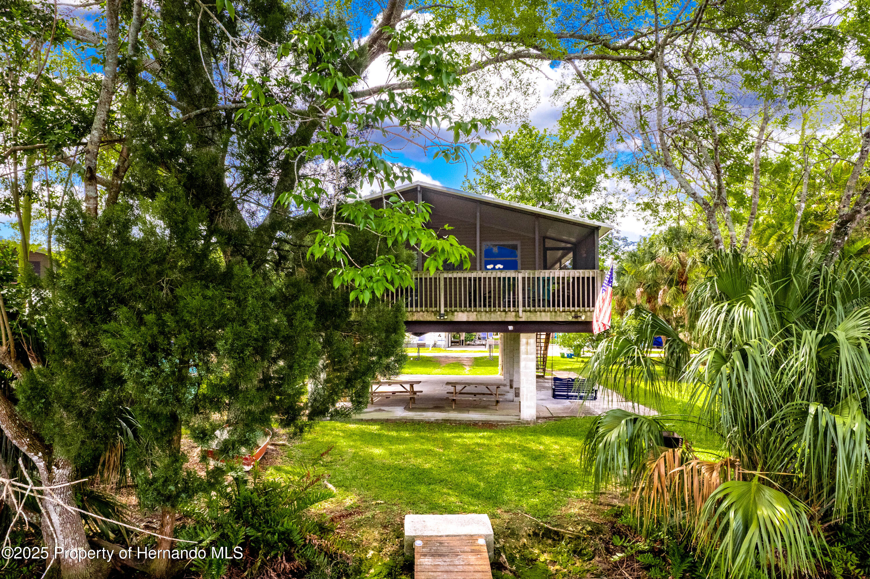 6181 Island Drive, Spring Hill, Florida image 9