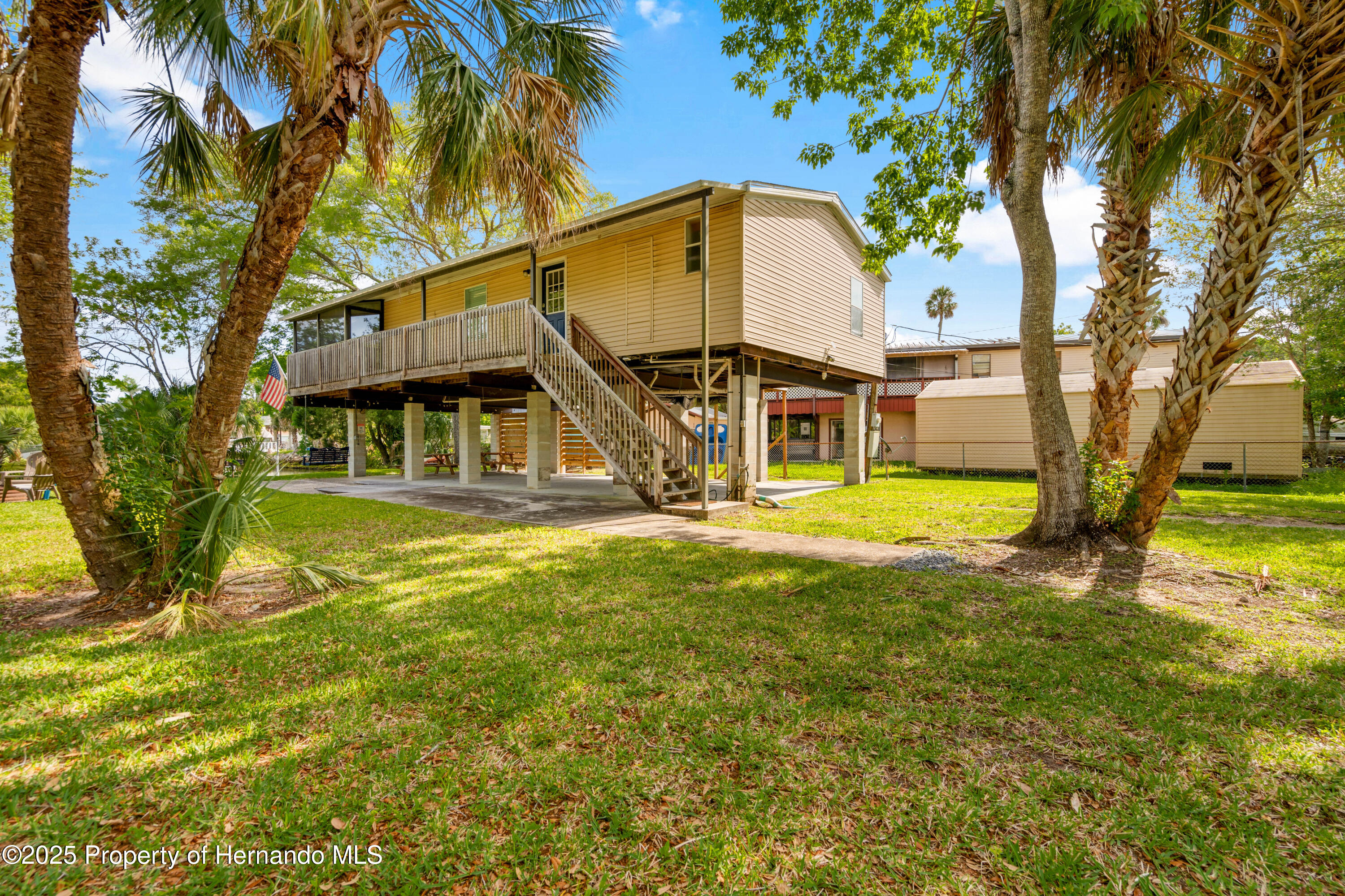 6181 Island Drive, Spring Hill, Florida image 16
