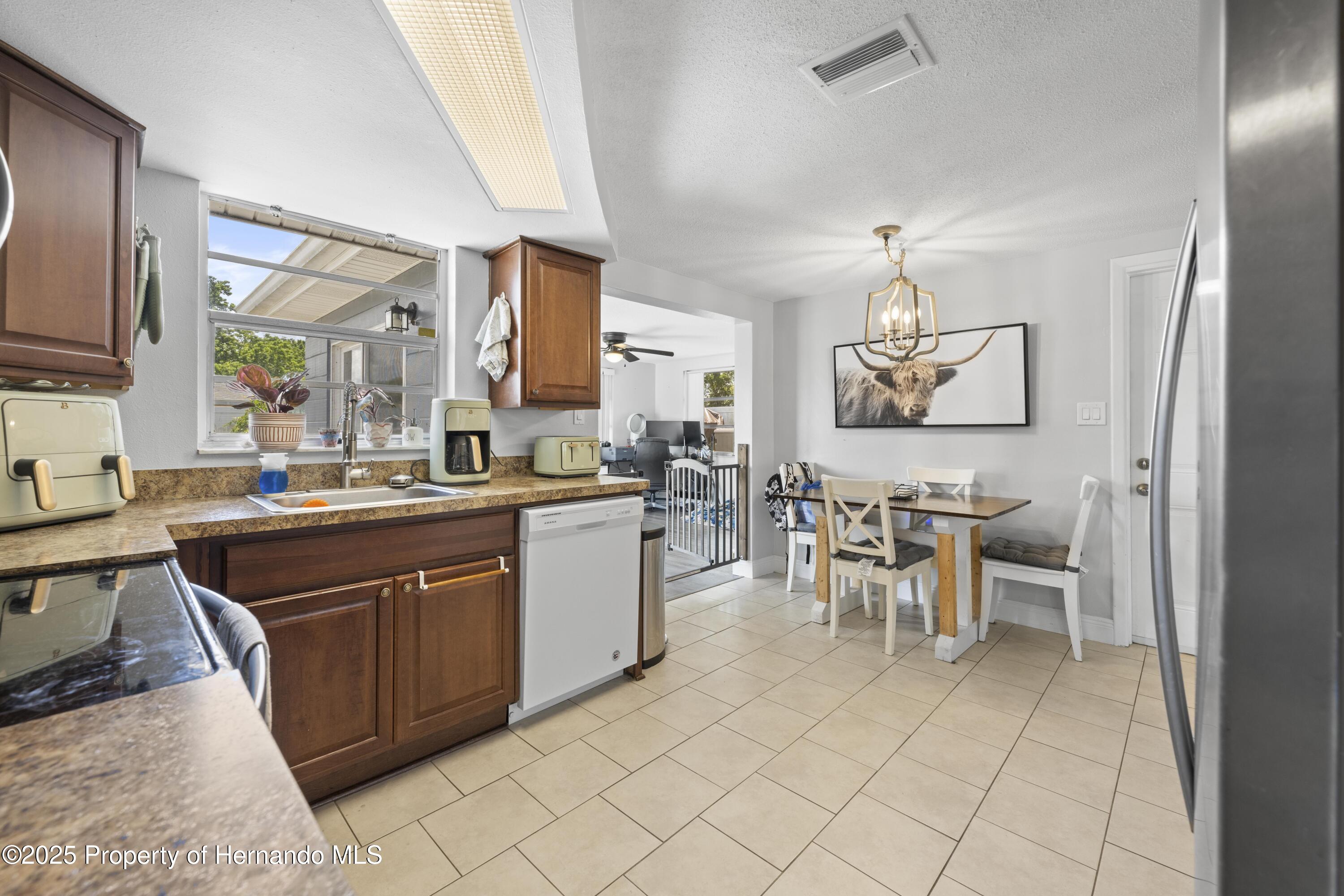 9126 Greenbriar Lane, Port Richey, Florida image 21