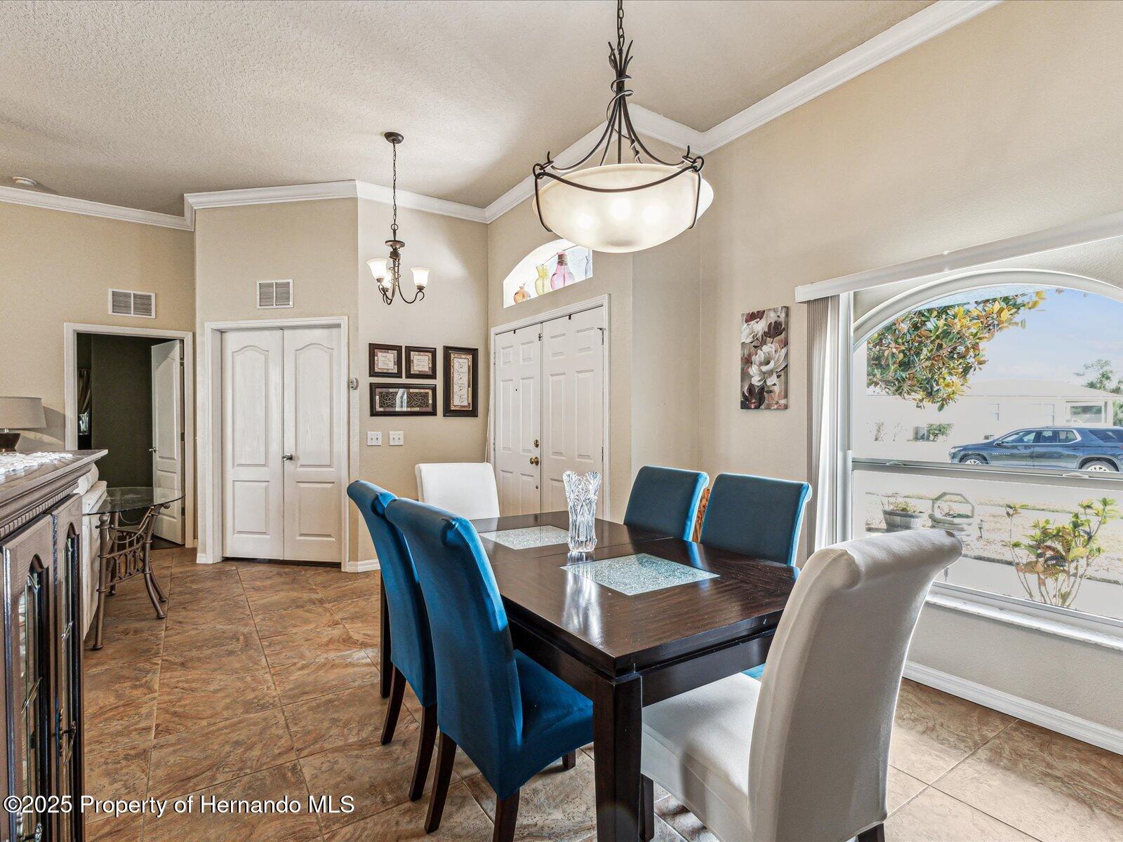 2255 Long View Circle, Brooksville, Florida image 5