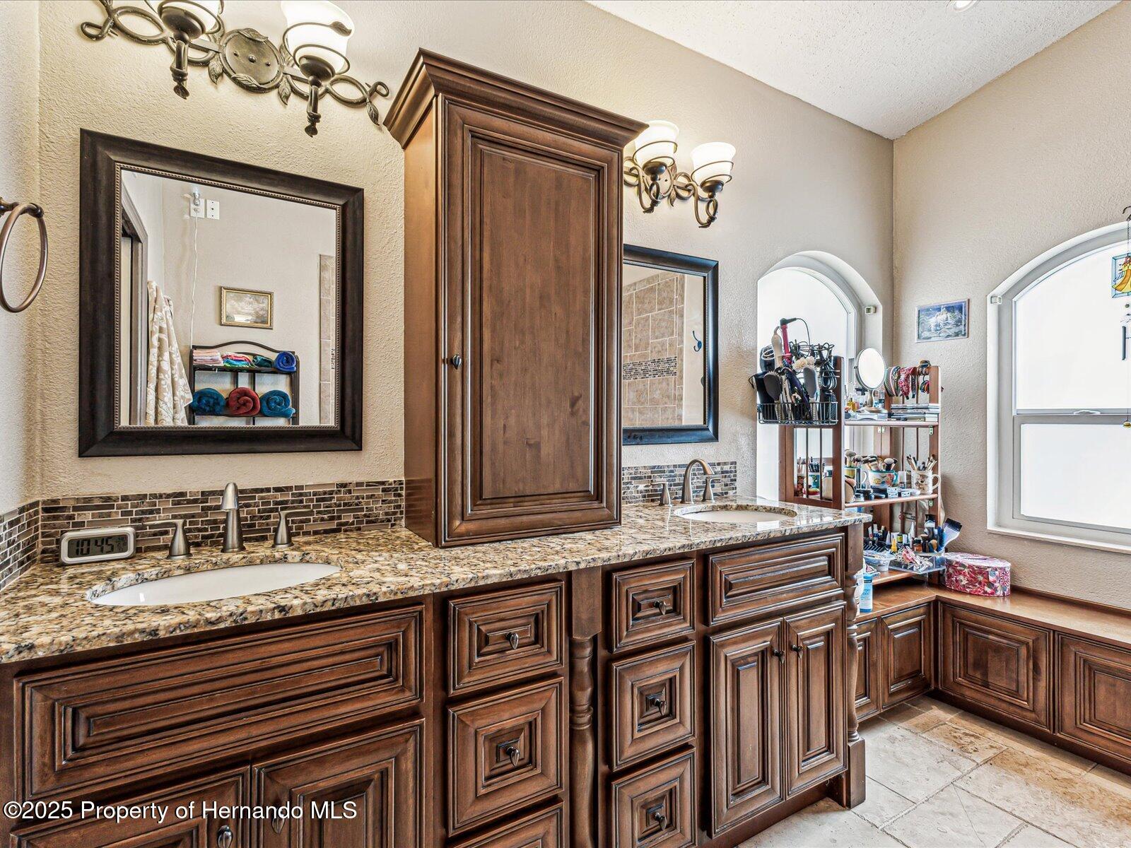 2255 Long View Circle, Brooksville, Florida image 17