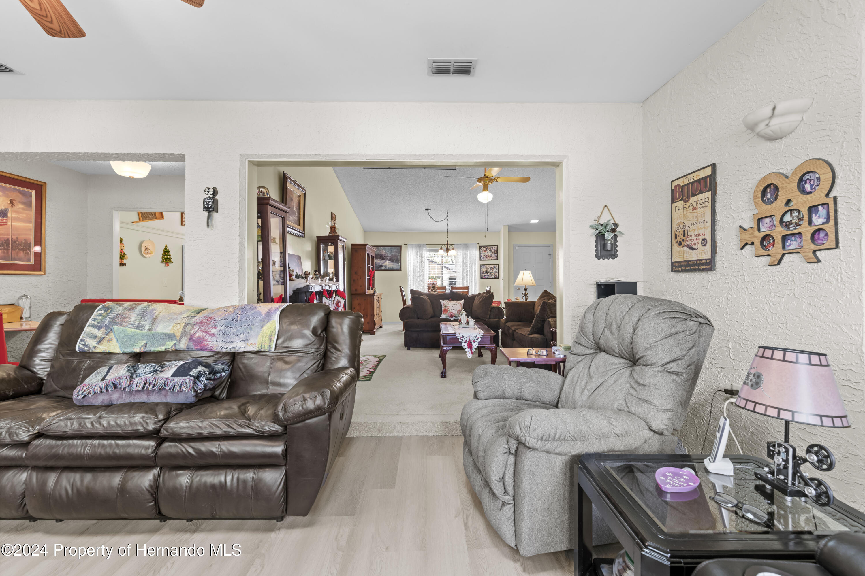 7497 Heather Walk Drive, Weeki Wachee, Florida image 26