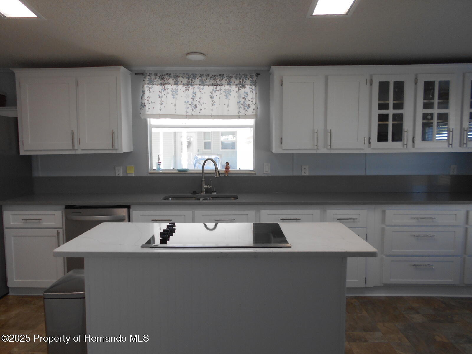 15133 Brookridge Boulevard, Brooksville, Florida image 6