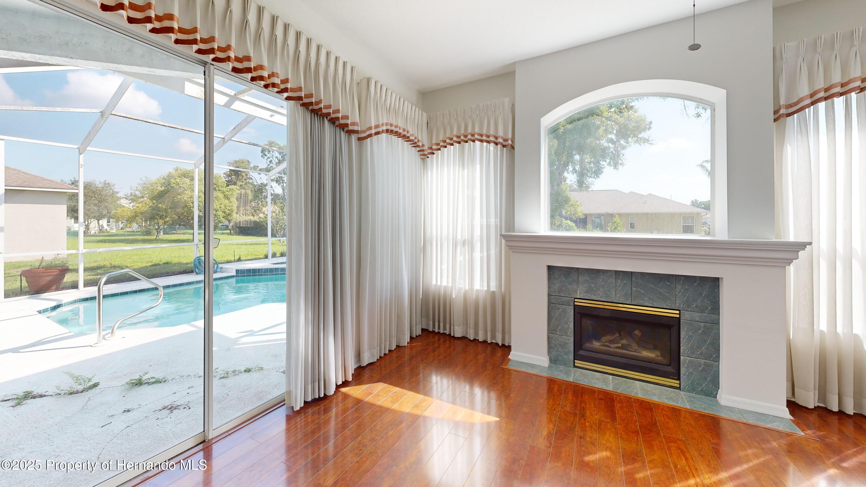 4048 St Ives Boulevard, Spring Hill, Florida image 10