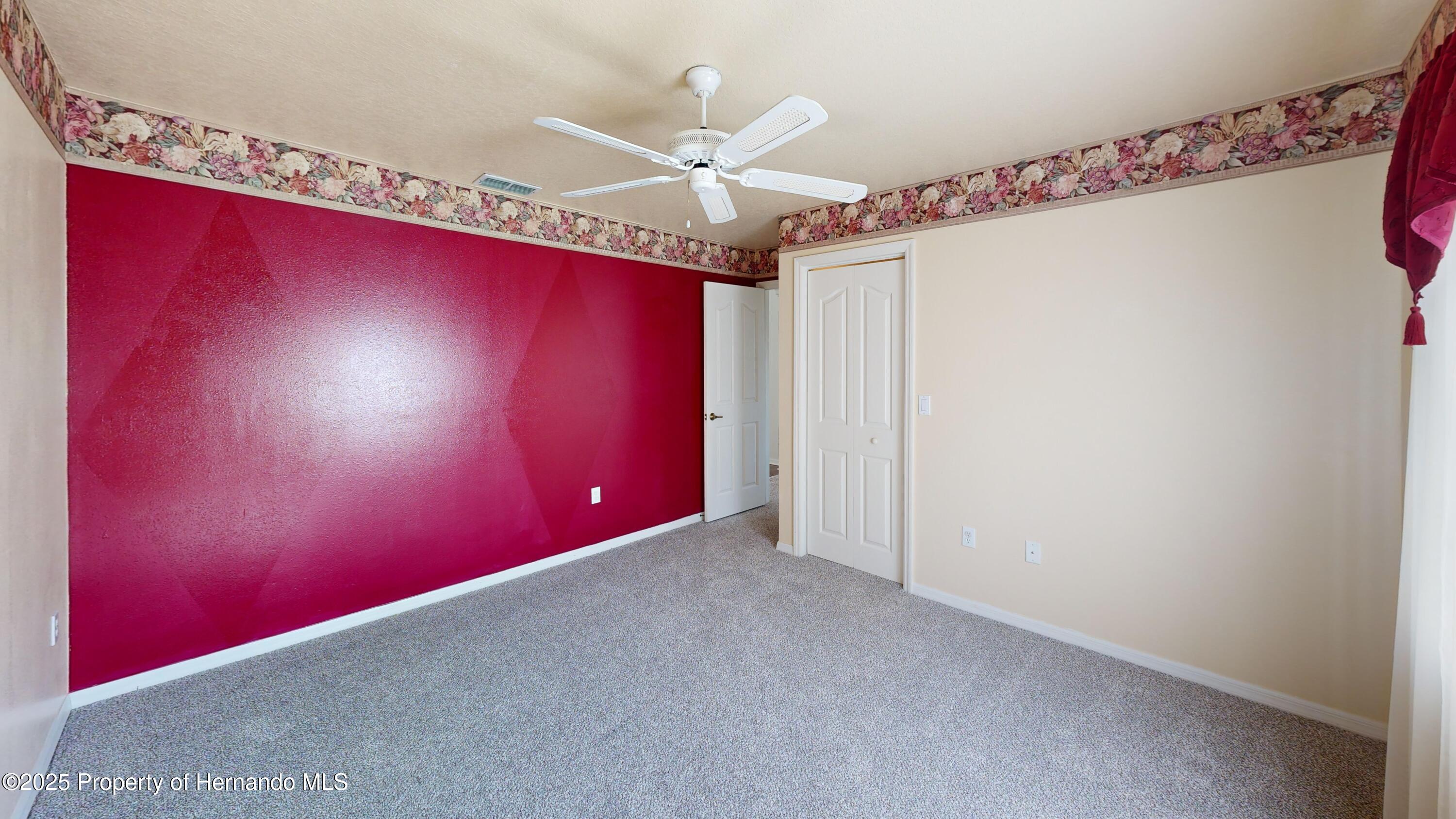4048 St Ives Boulevard, Spring Hill, Florida image 23