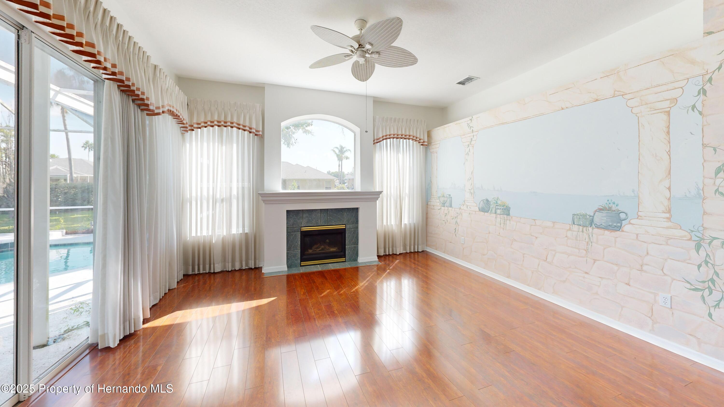 4048 St Ives Boulevard, Spring Hill, Florida image 11