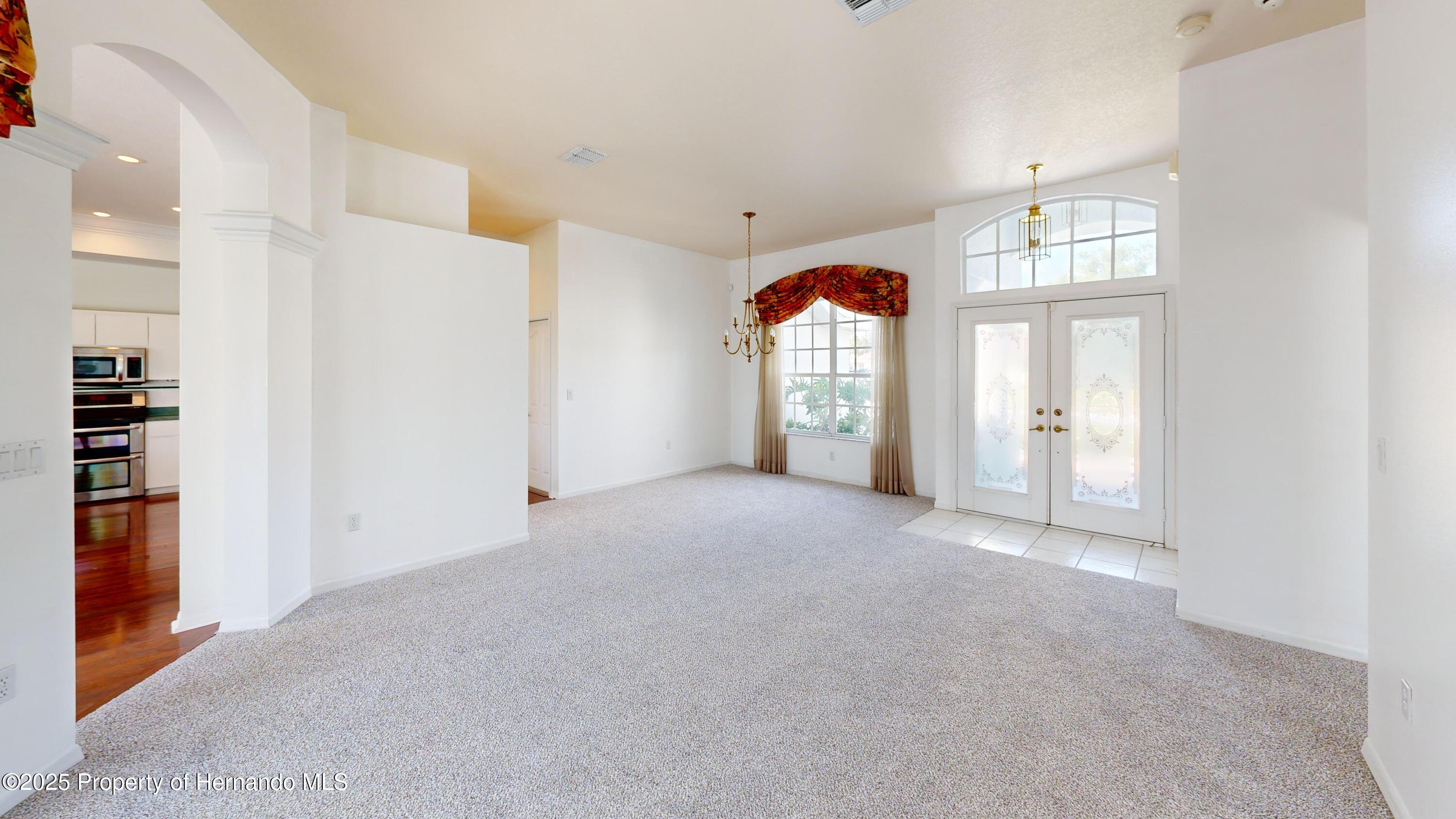 4048 St Ives Boulevard, Spring Hill, Florida image 15