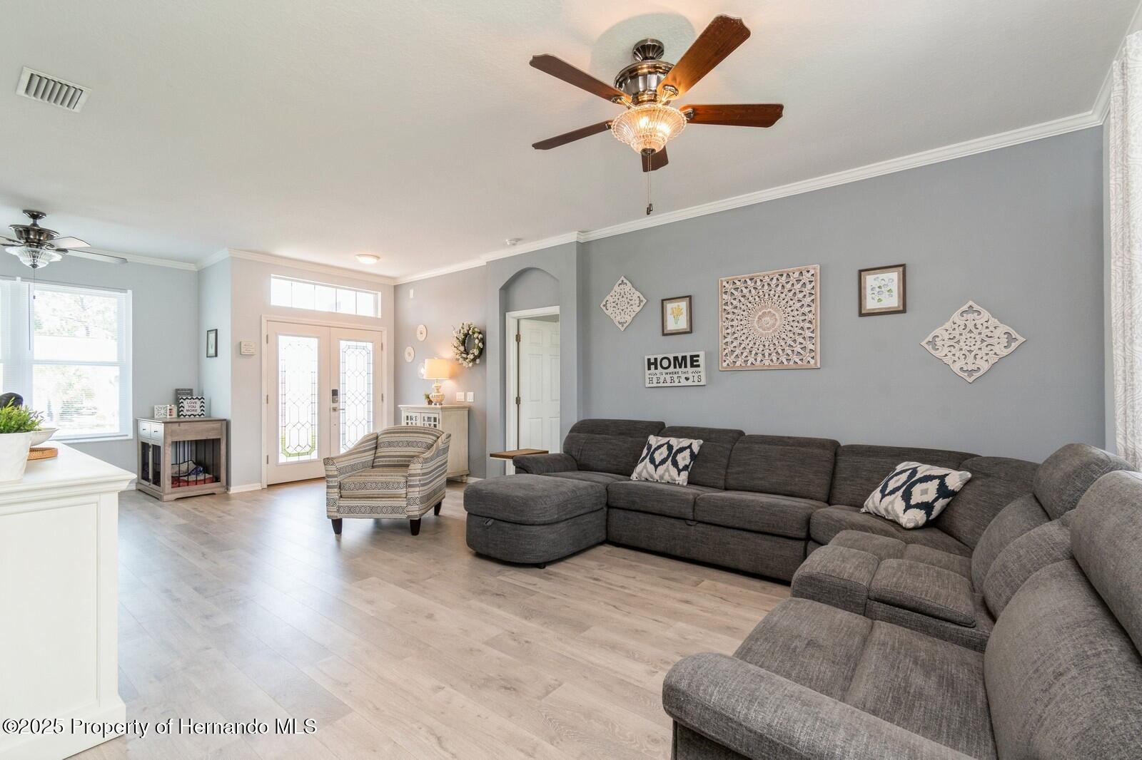 224 W Rexford Drive, Beverly Hills, Florida image 20