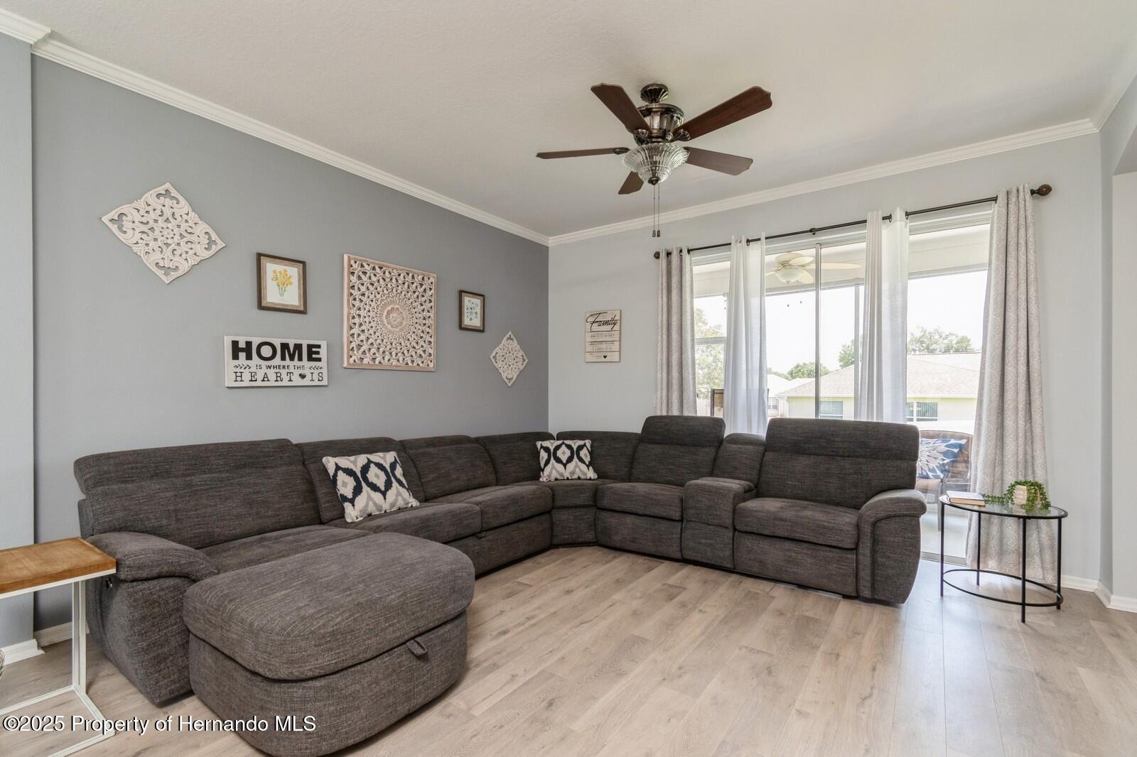224 W Rexford Drive, Beverly Hills, Florida image 19
