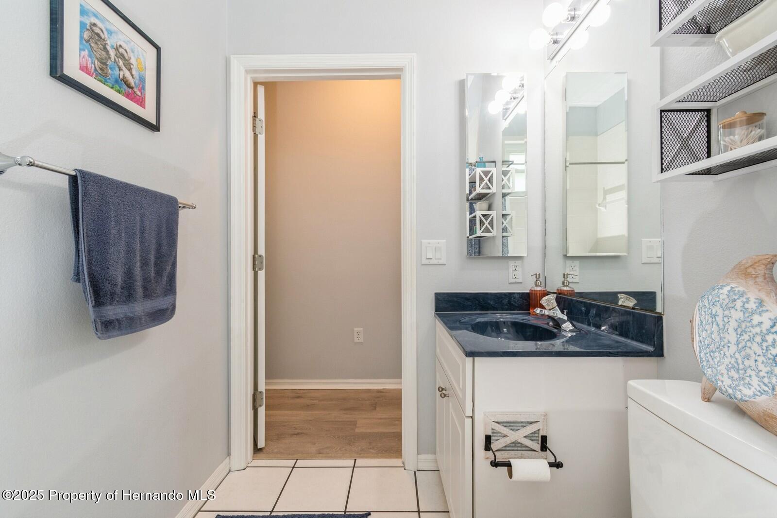 224 W Rexford Drive, Beverly Hills, Florida image 32
