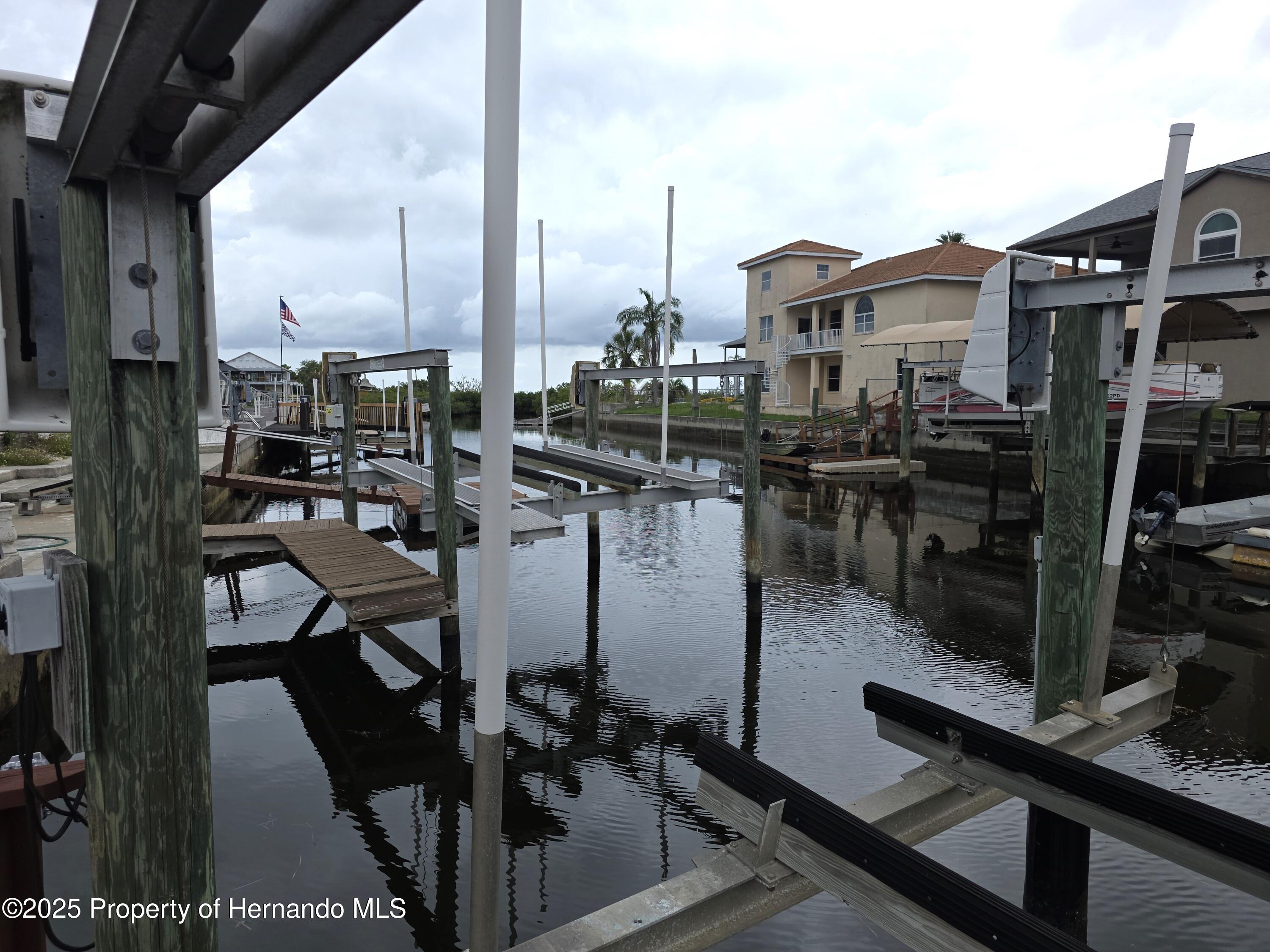 7313 Hatteras Drive, Hudson, Florida image 22