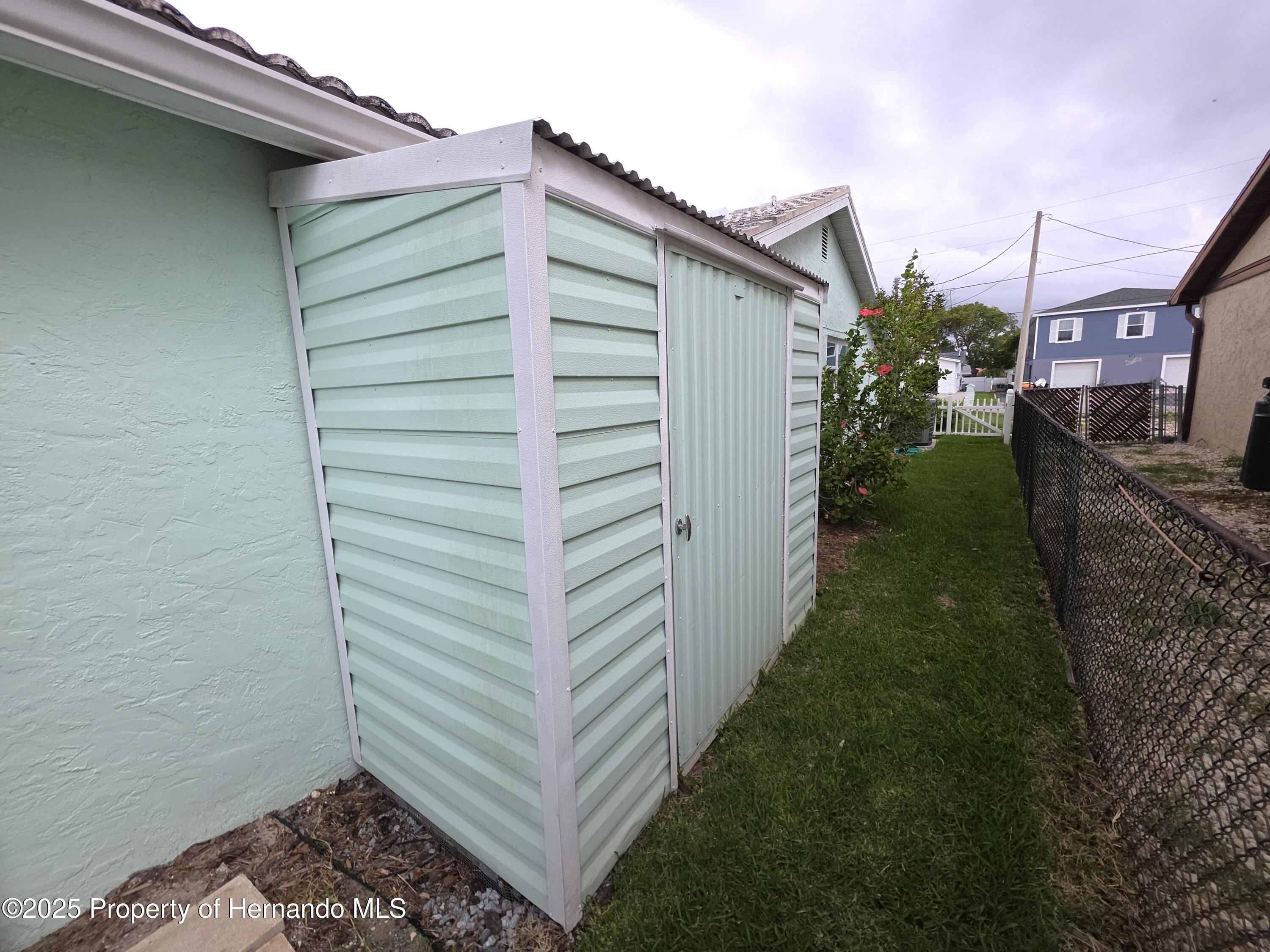 7313 Hatteras Drive, Hudson, Florida image 21