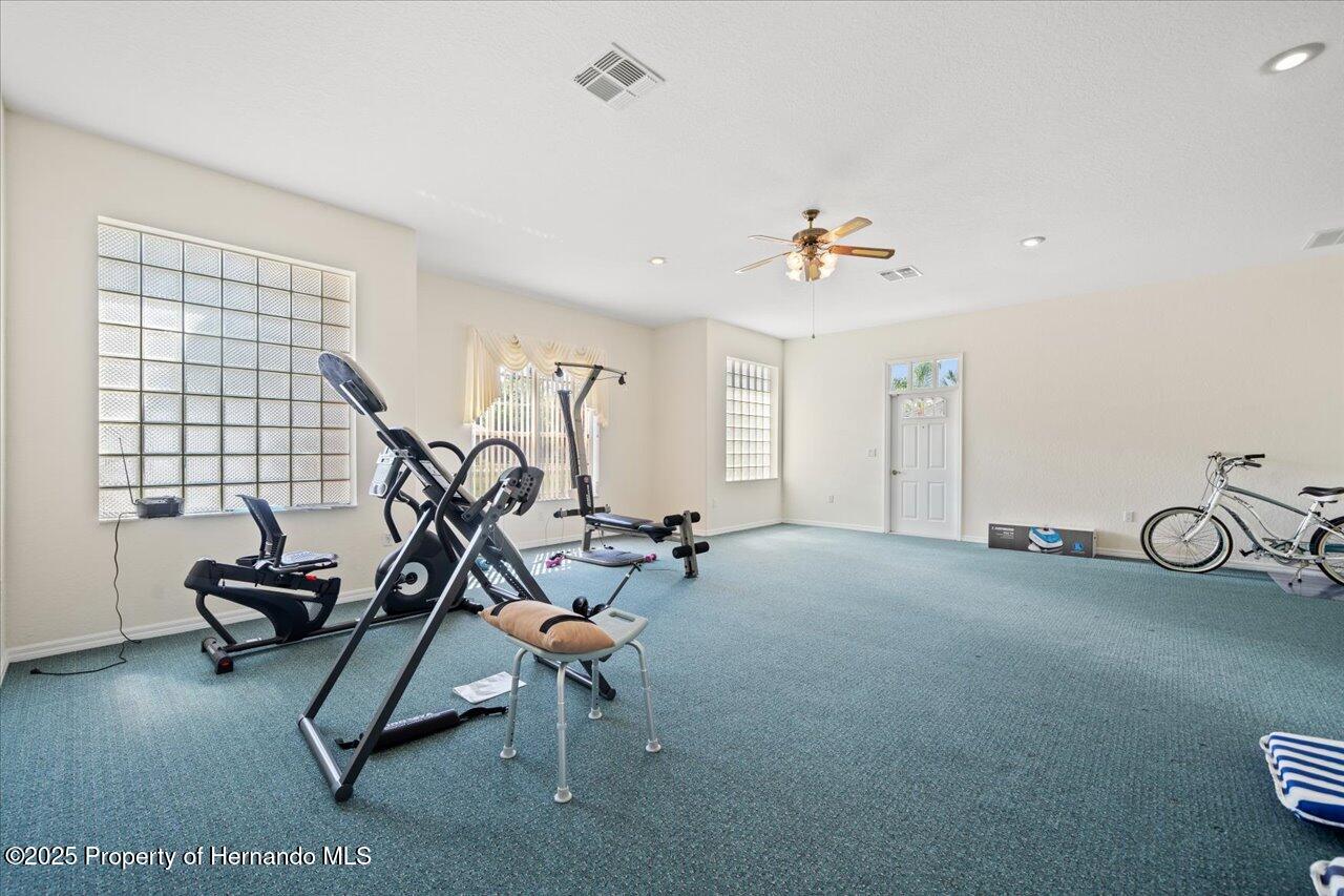 11137 Woodland Waters Boulevard, Spring Hill, Florida image 33
