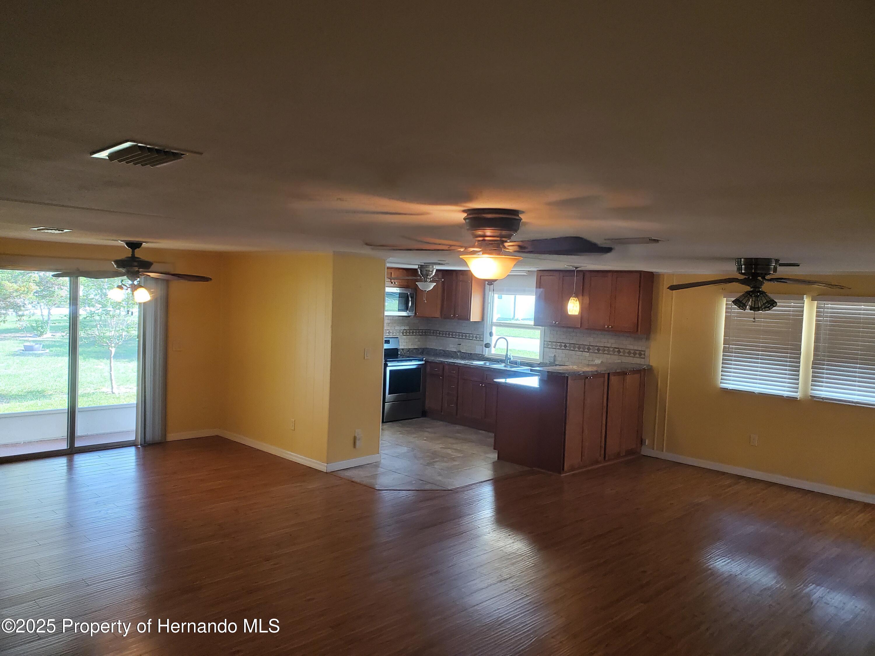 12561 Harker Street, Brooksville, Florida image 9