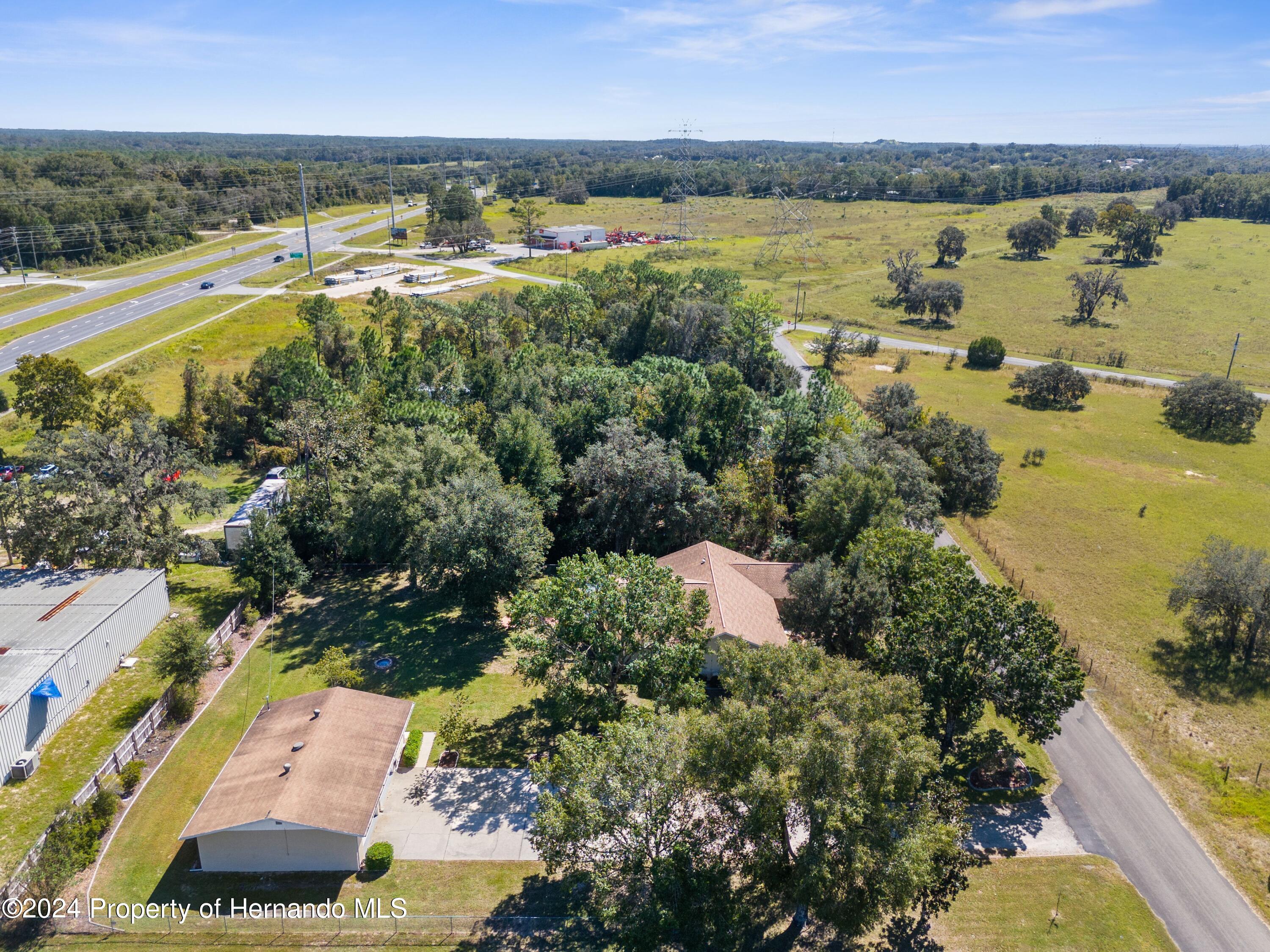 419 S Roselyn Way, Lecanto, Florida image 2