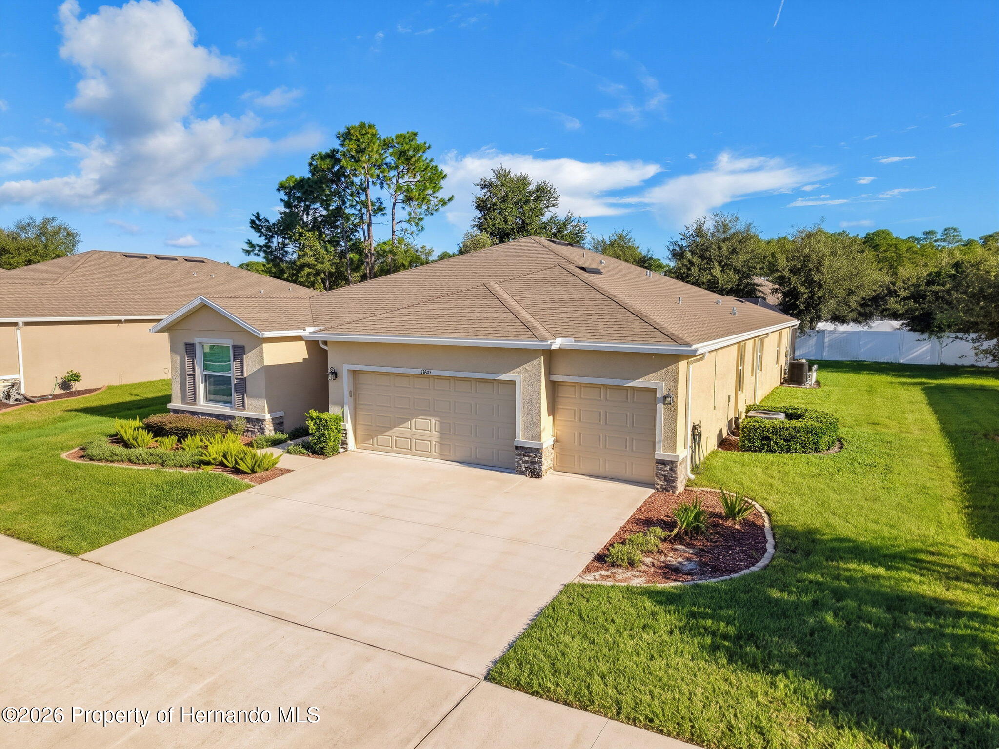 13607 Fairdale Lane