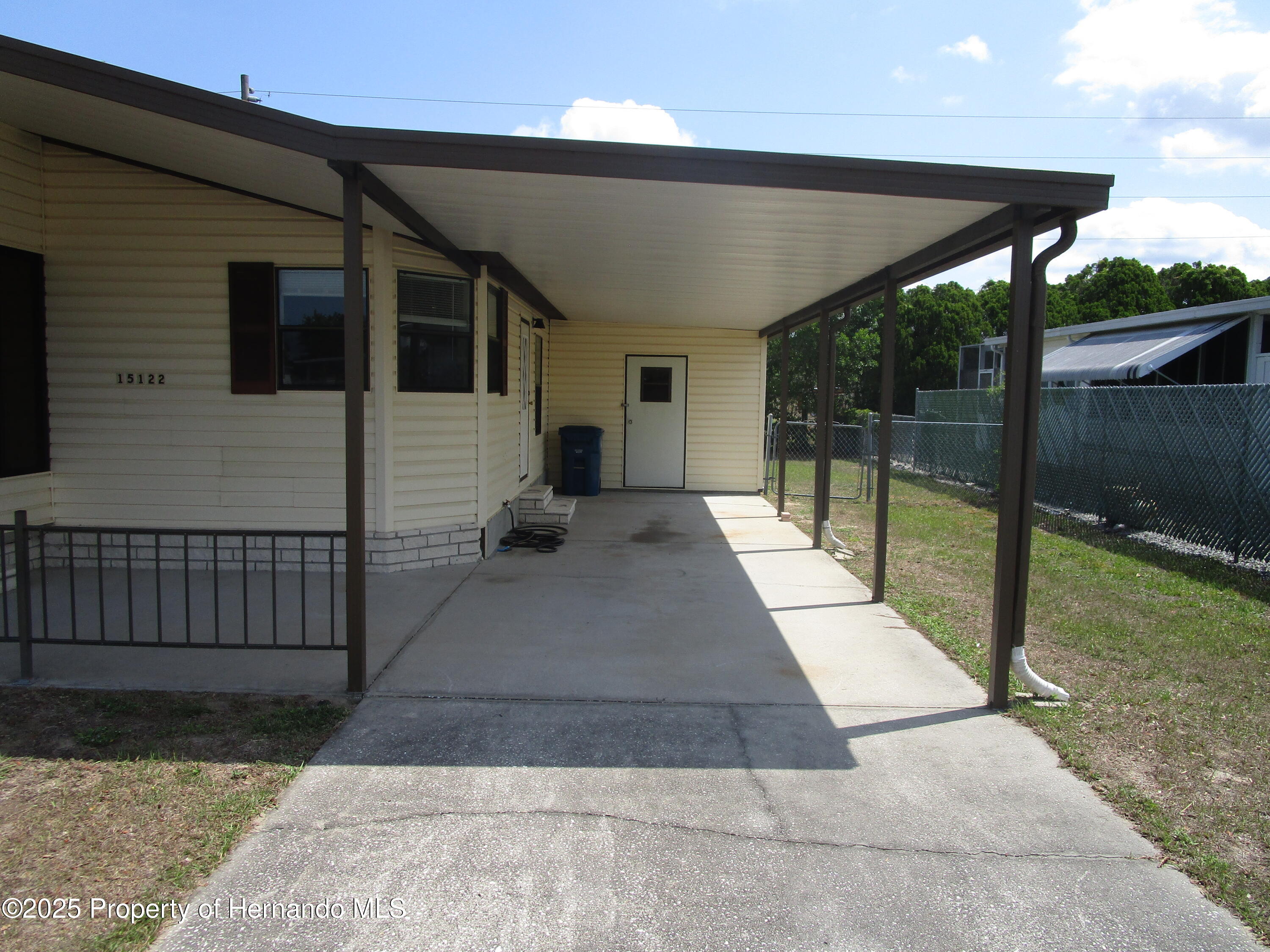 15122 Brookridge Boulevard, Brooksville, Florida image 3