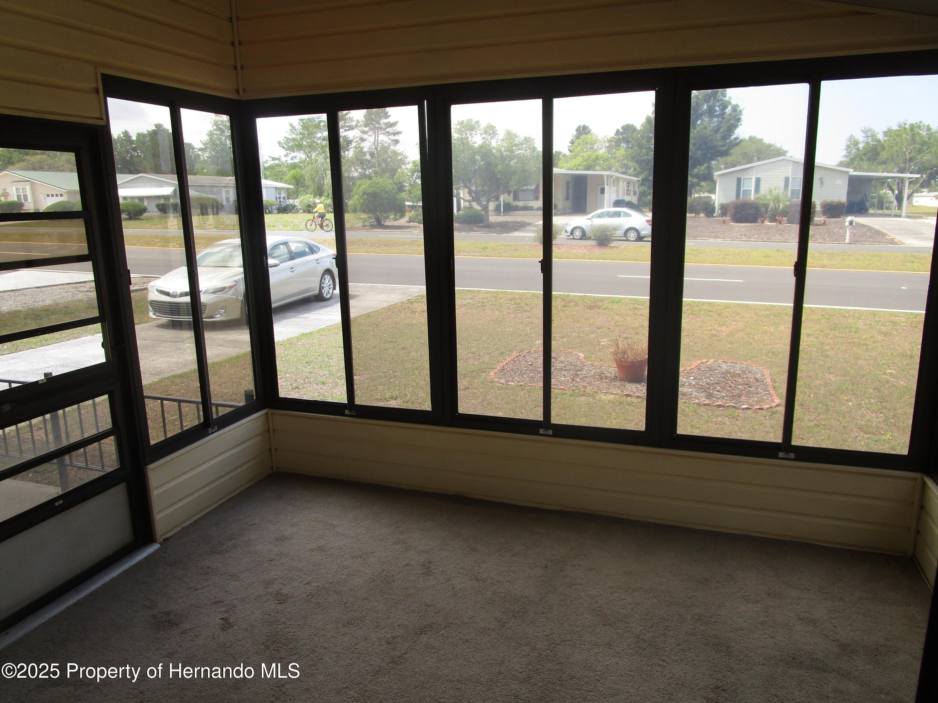 15122 Brookridge Boulevard, Brooksville, Florida image 9