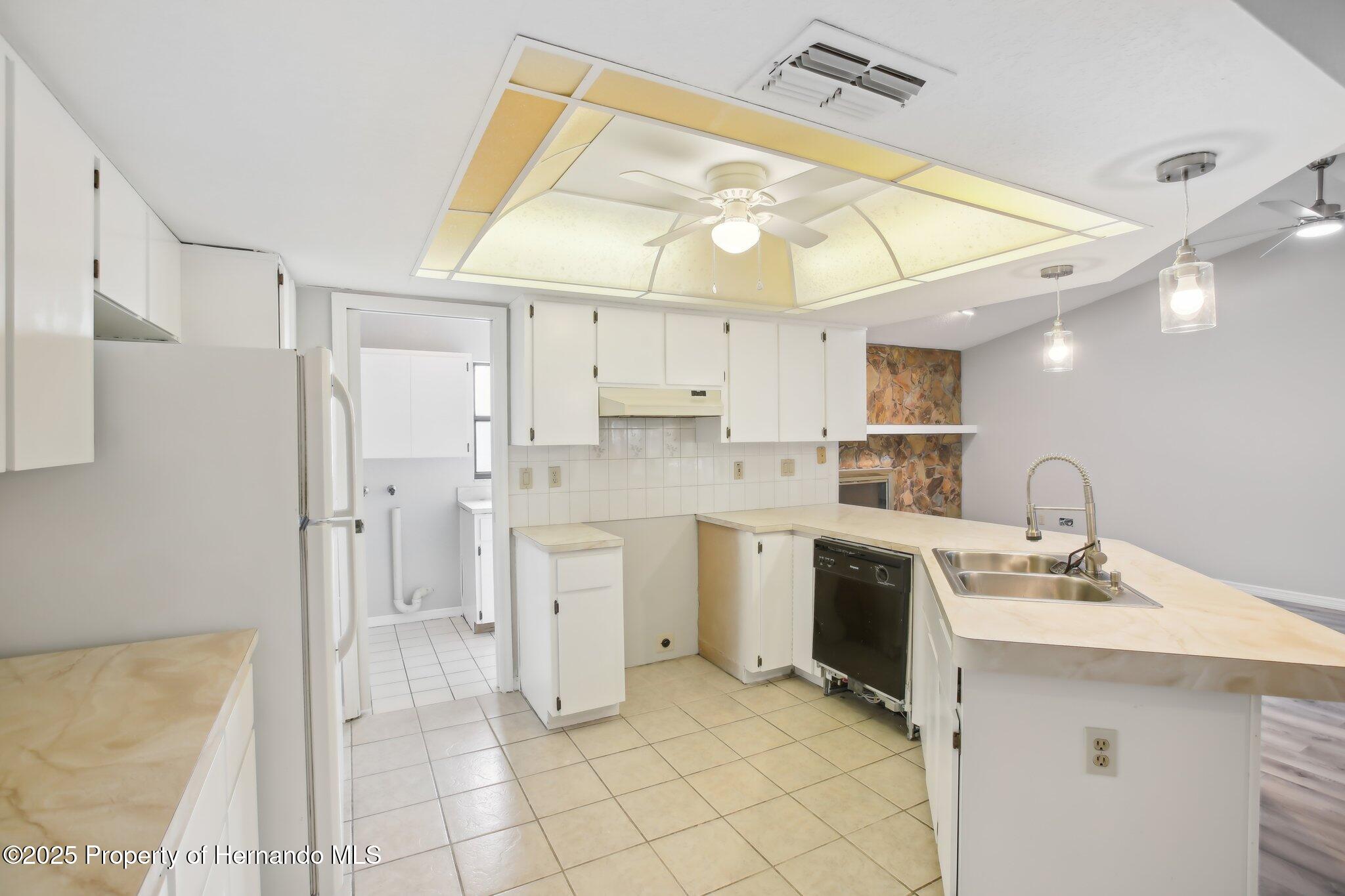 4051 S Oakhurst Drive, Homosassa, Florida image 18
