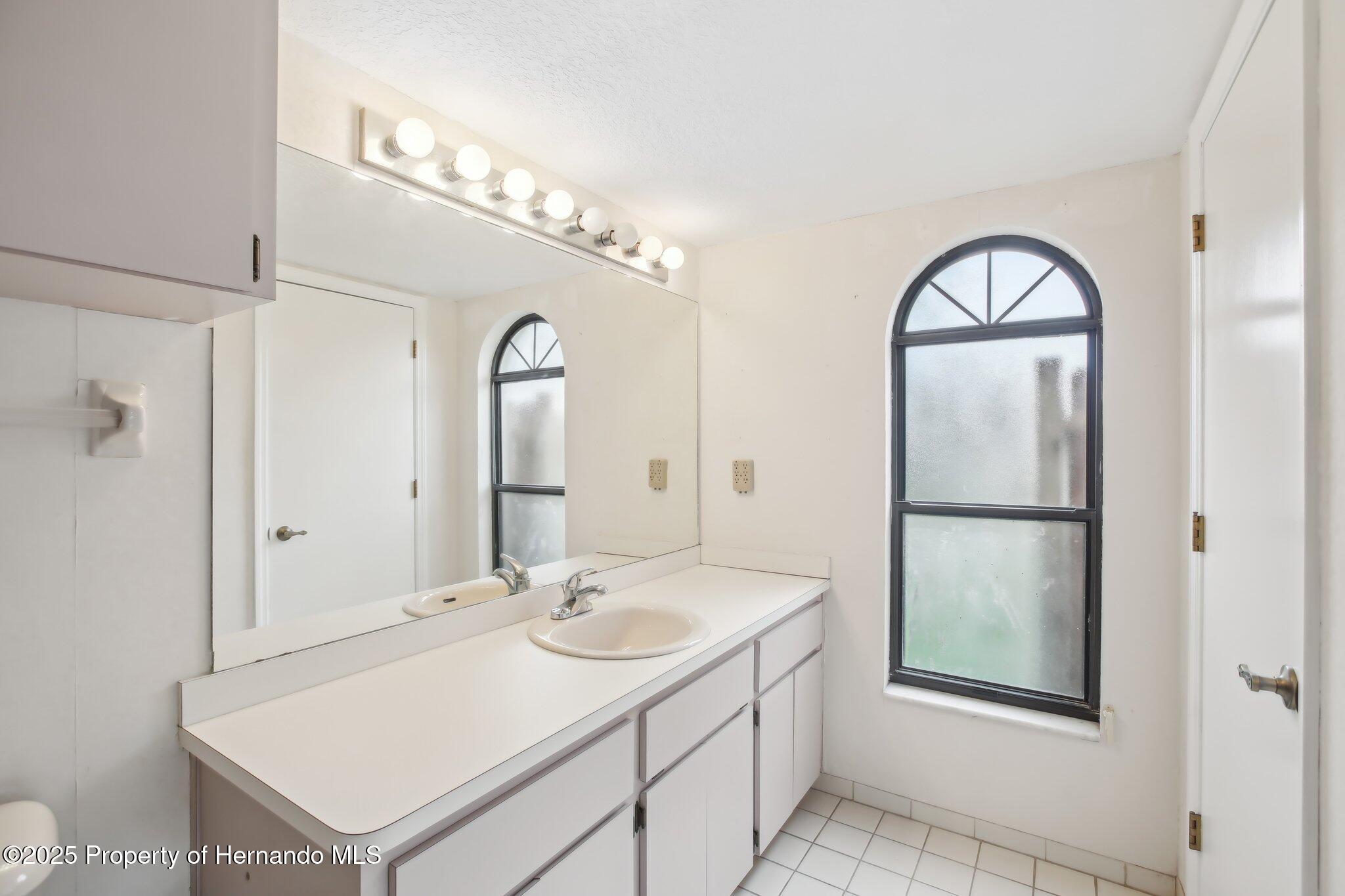 4051 S Oakhurst Drive, Homosassa, Florida image 33