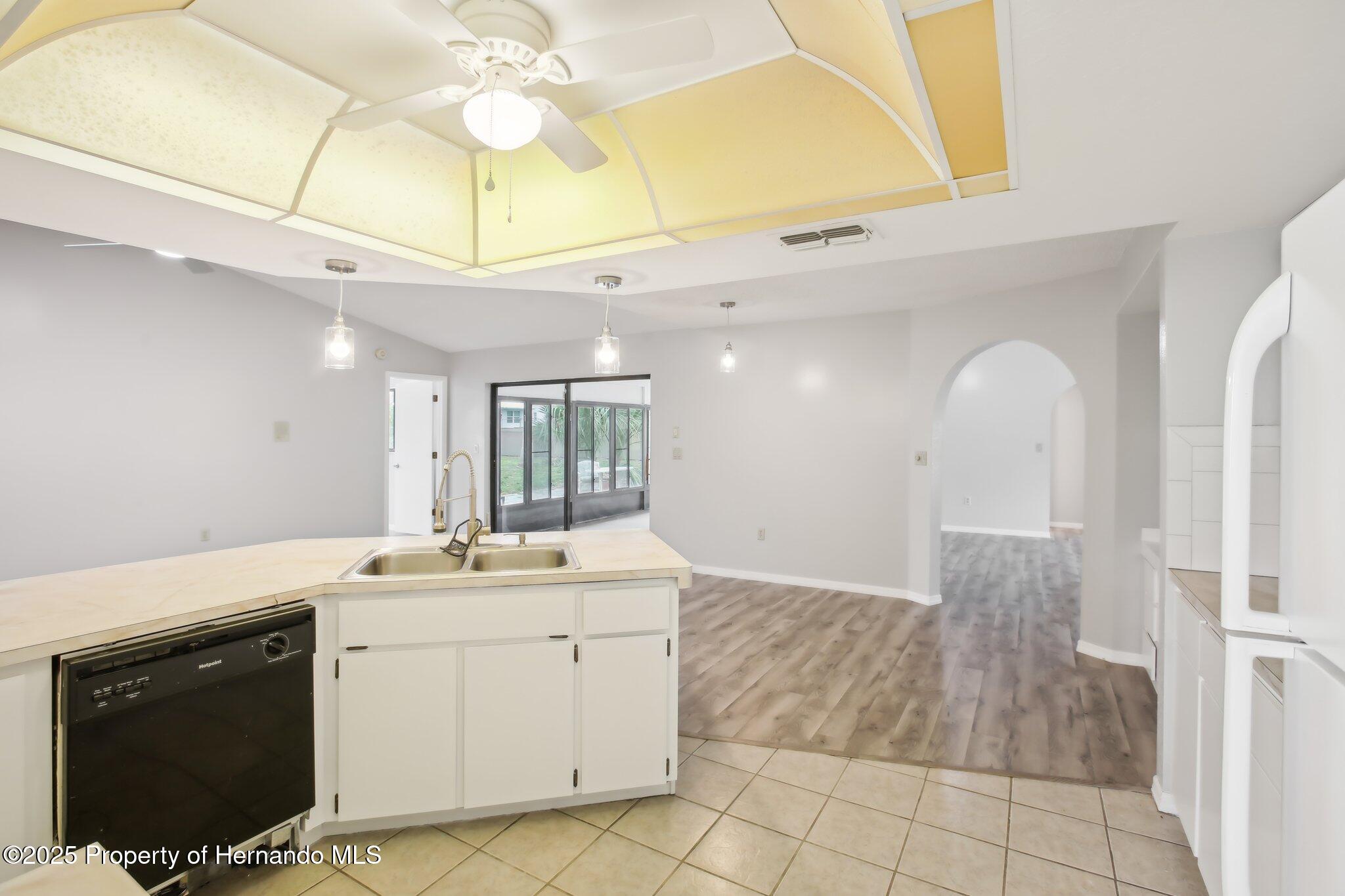 4051 S Oakhurst Drive, Homosassa, Florida image 19