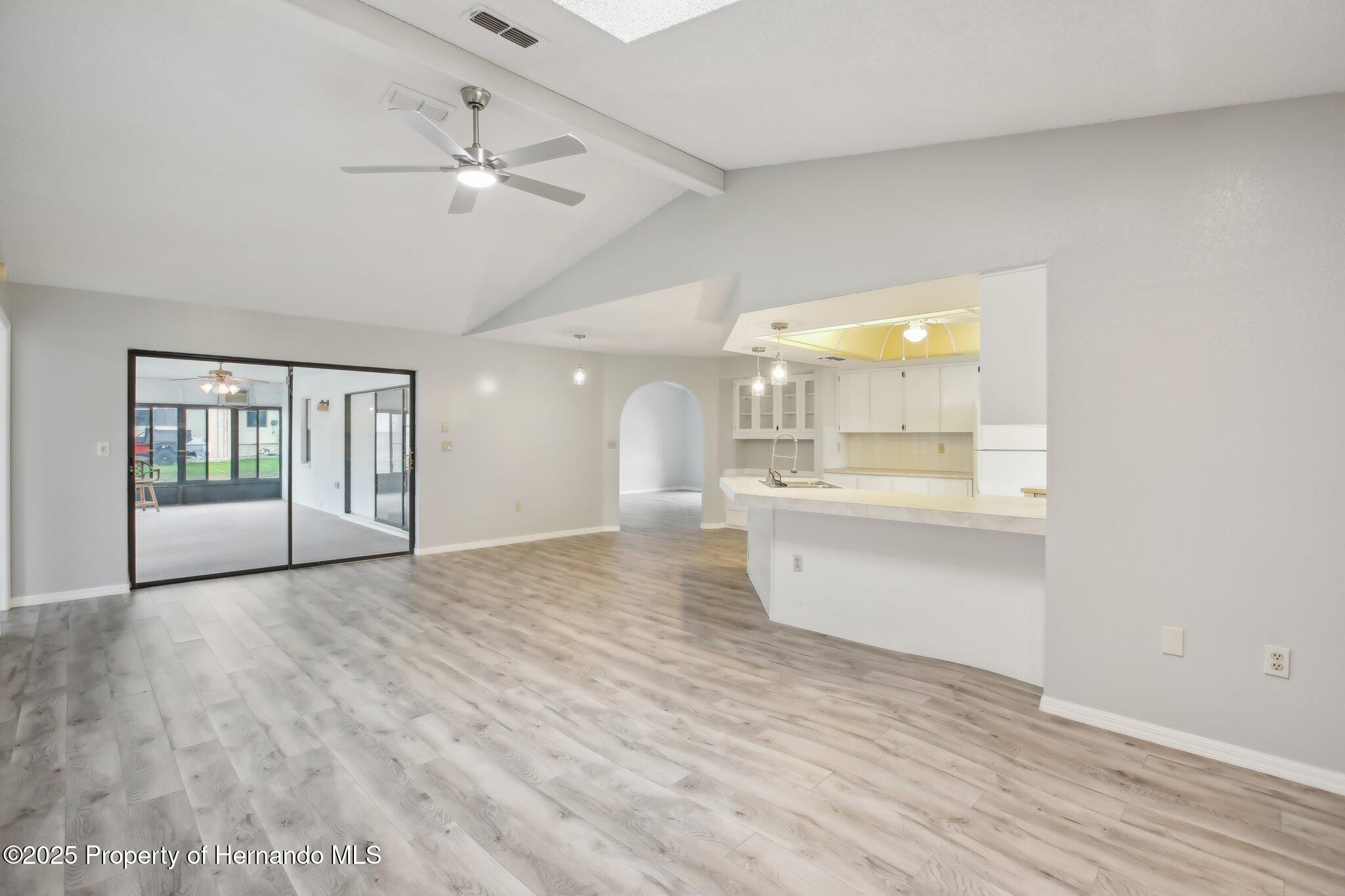 4051 S Oakhurst Drive, Homosassa, Florida image 14