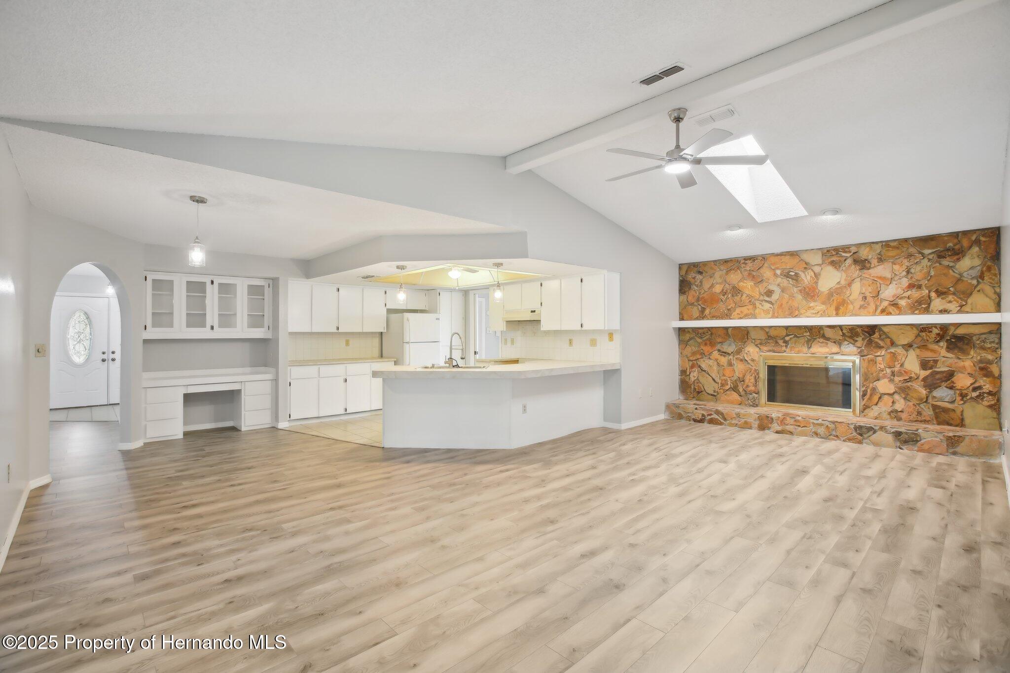 4051 S Oakhurst Drive, Homosassa, Florida image 12