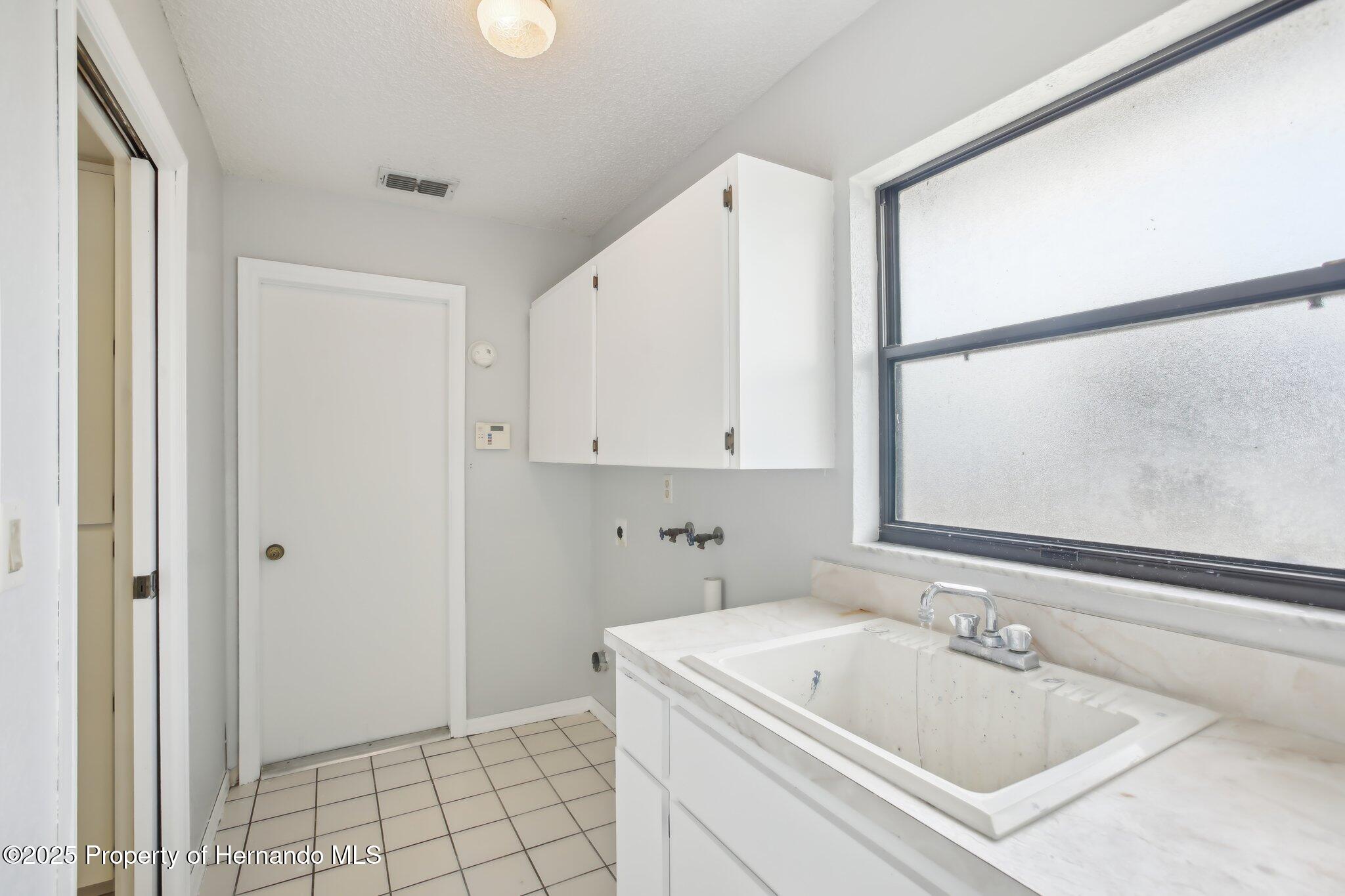 4051 S Oakhurst Drive, Homosassa, Florida image 27