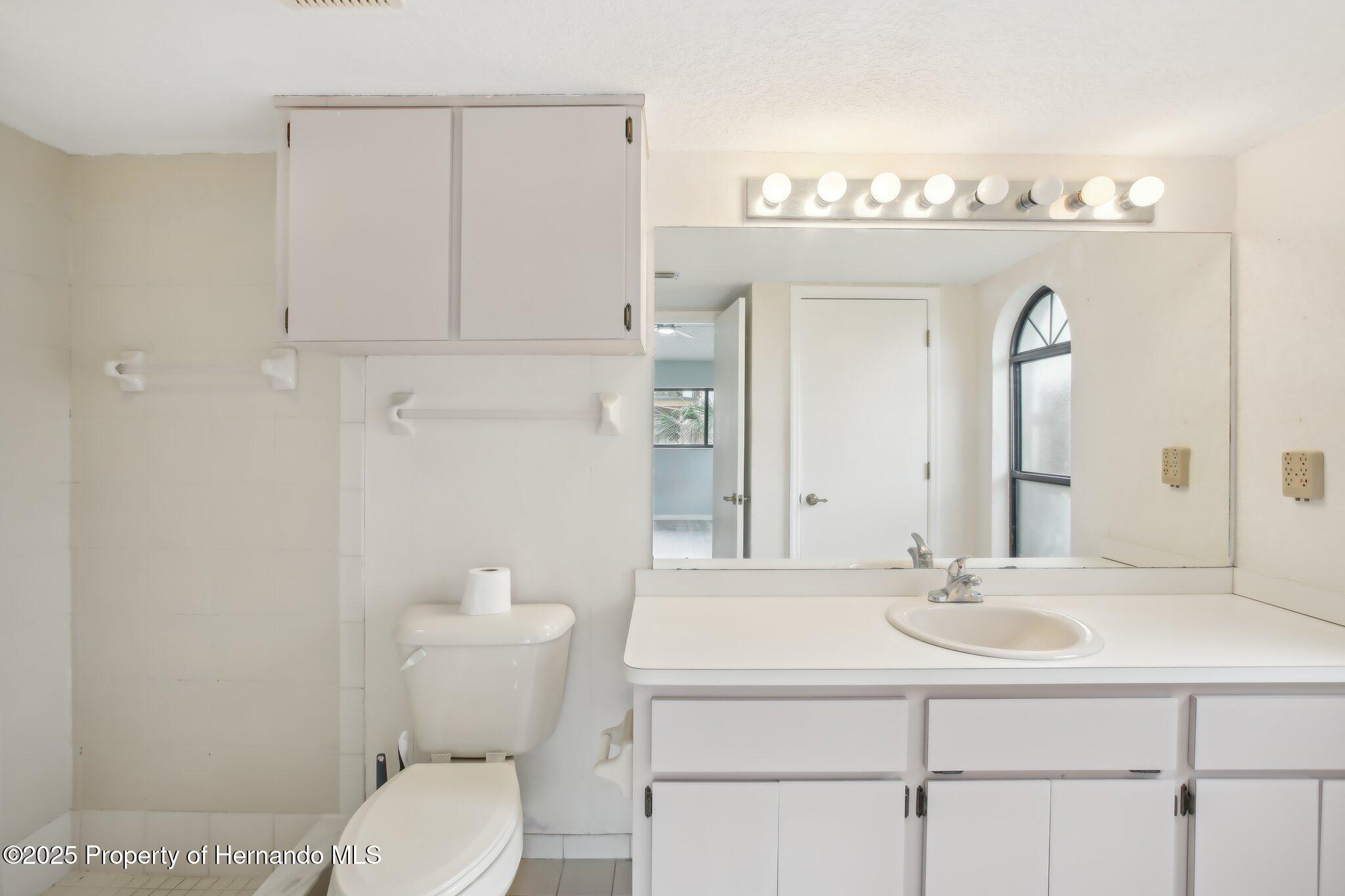 4051 S Oakhurst Drive, Homosassa, Florida image 32
