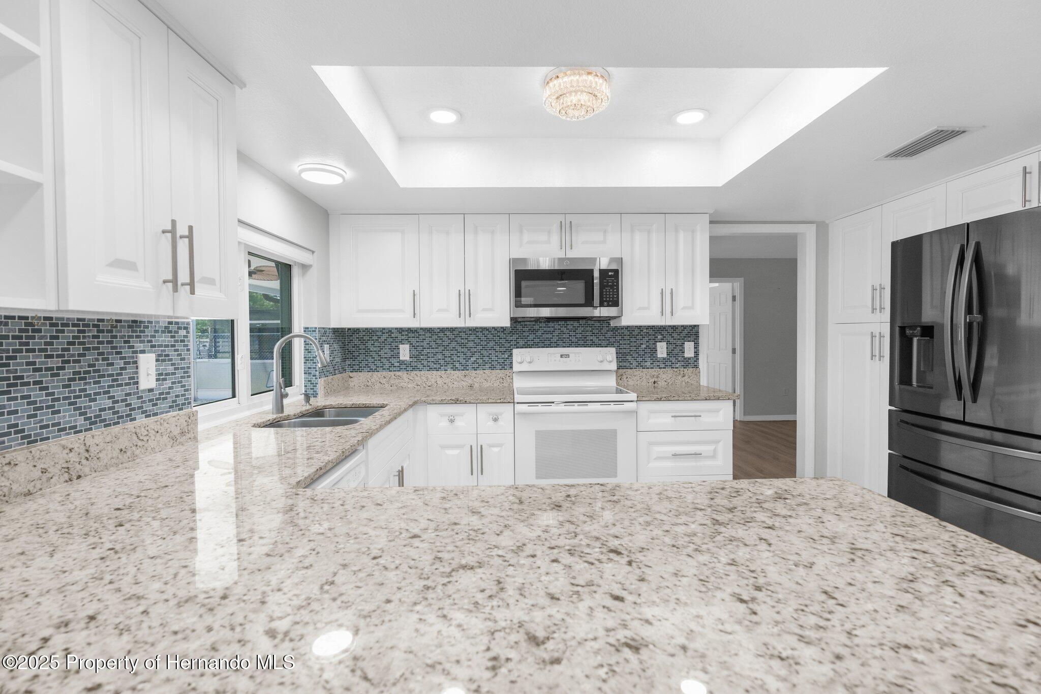 2192 Meredith Drive, Spring Hill, Florida image 13