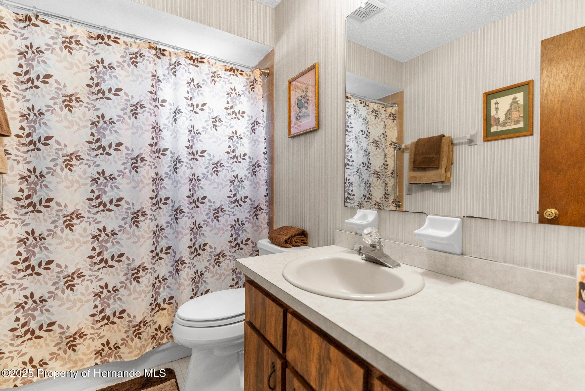 2072 Maguire Avenue, Spring Hill, Florida image 20