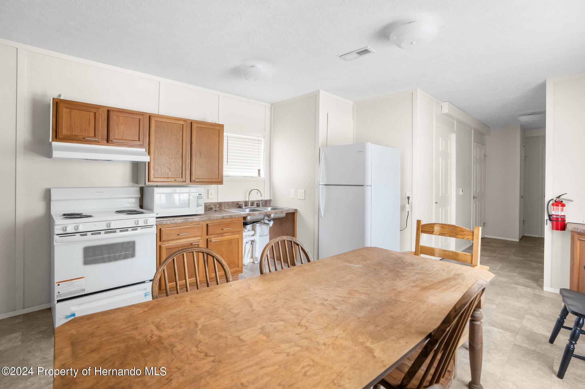 7357 Fort Dade Avenue, Brooksville, Florida image 9
