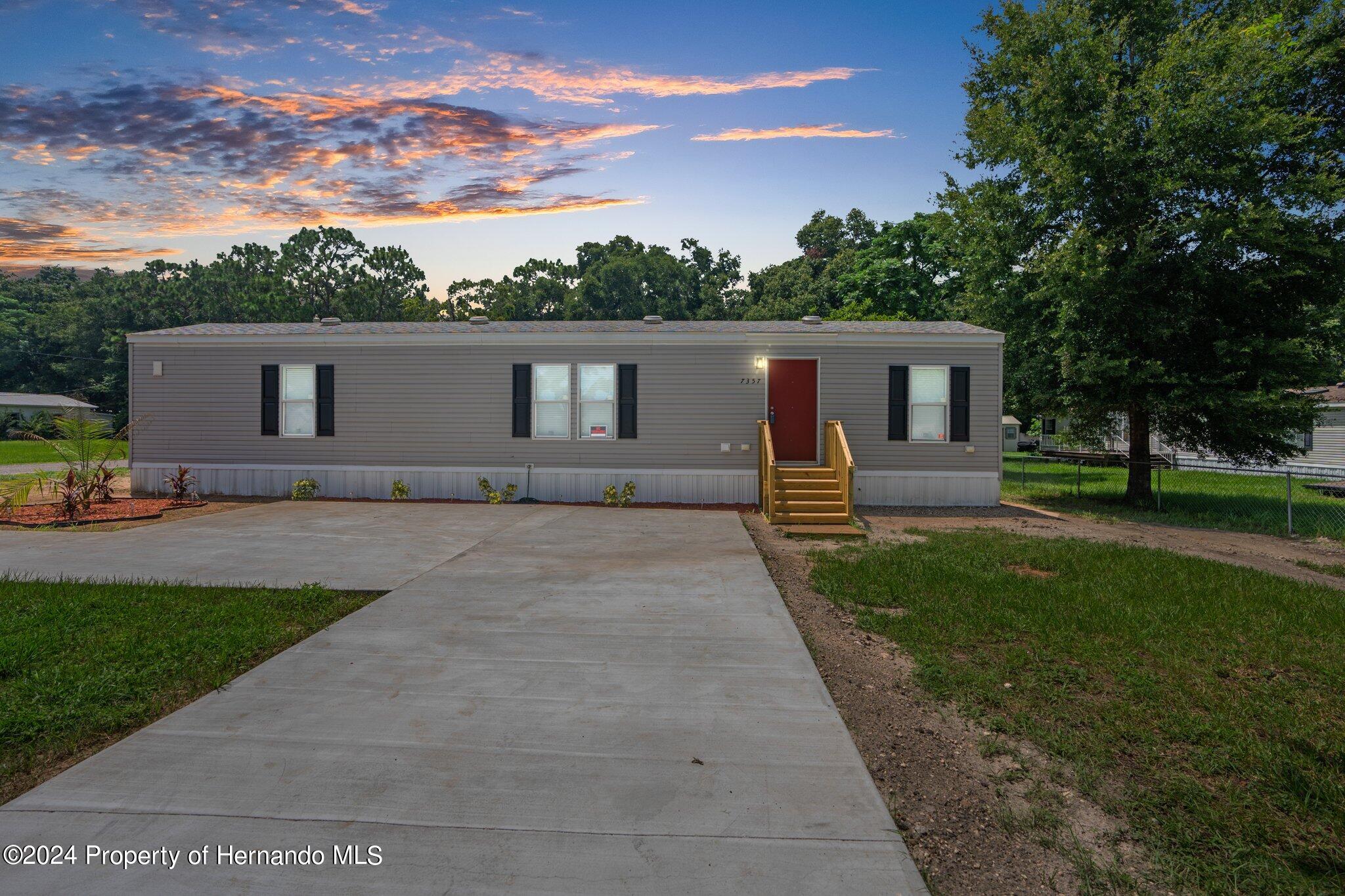 7357 Fort Dade Avenue, Brooksville, Florida image 28