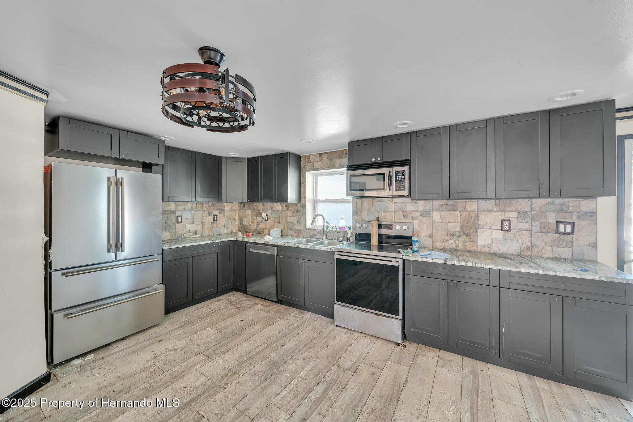 13929 Muriel Avenue, Hudson, Florida image 12